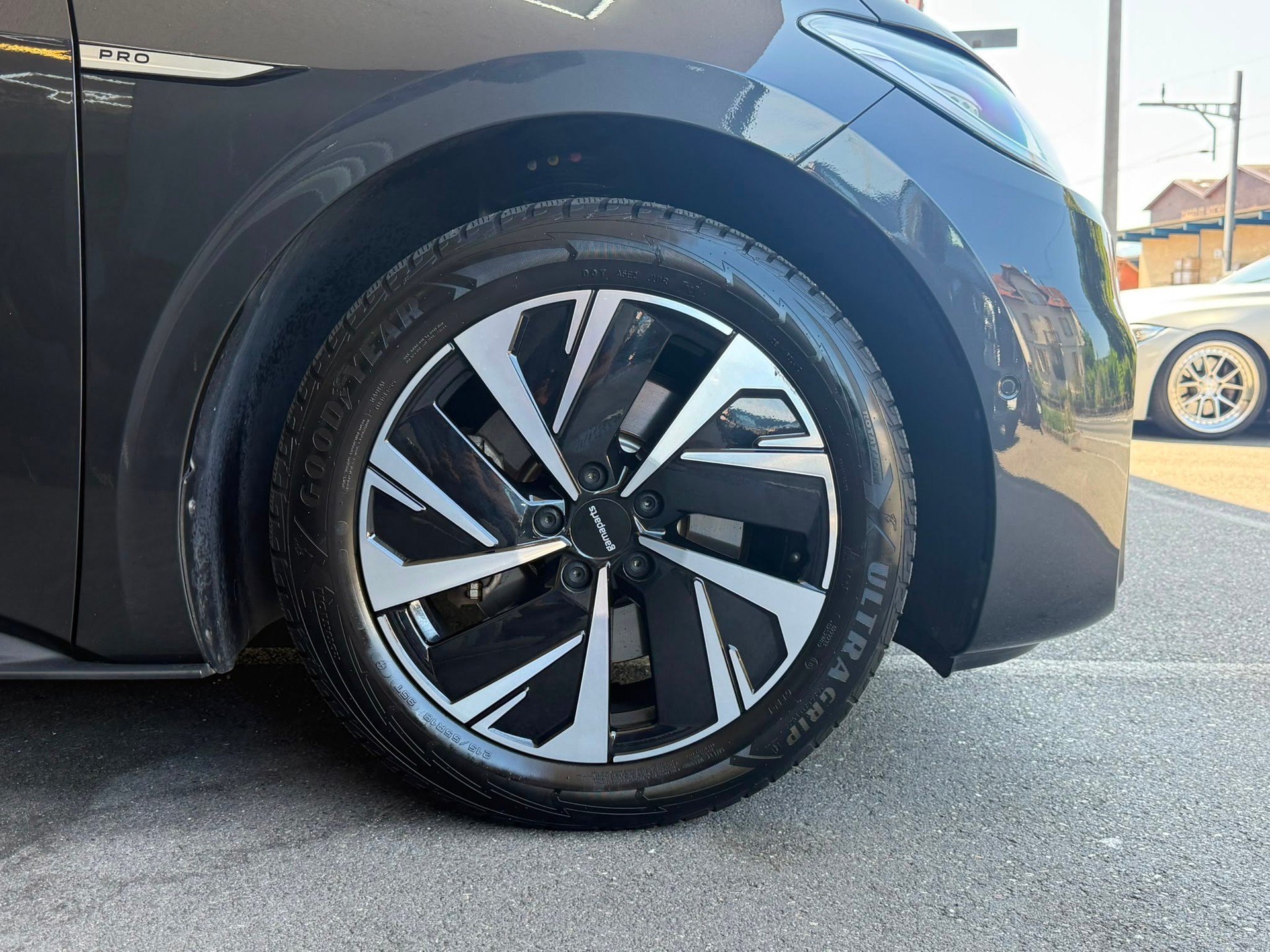 VW ID.3 Pro Performance *Massagesitze* *Pano Dach* *Werksgarantie* 58 kWh Life Plus Zoll-showroom-element-3