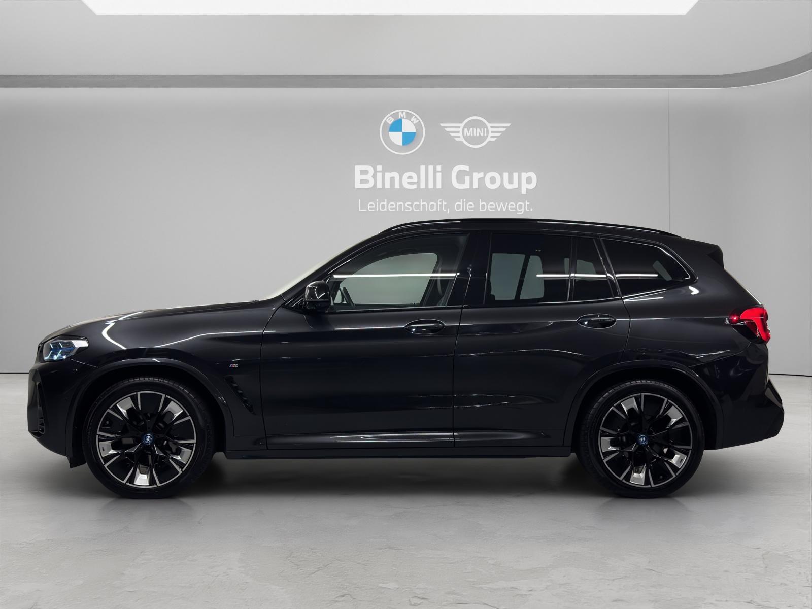 BMW iX3 E-Motor-showroom-element-1