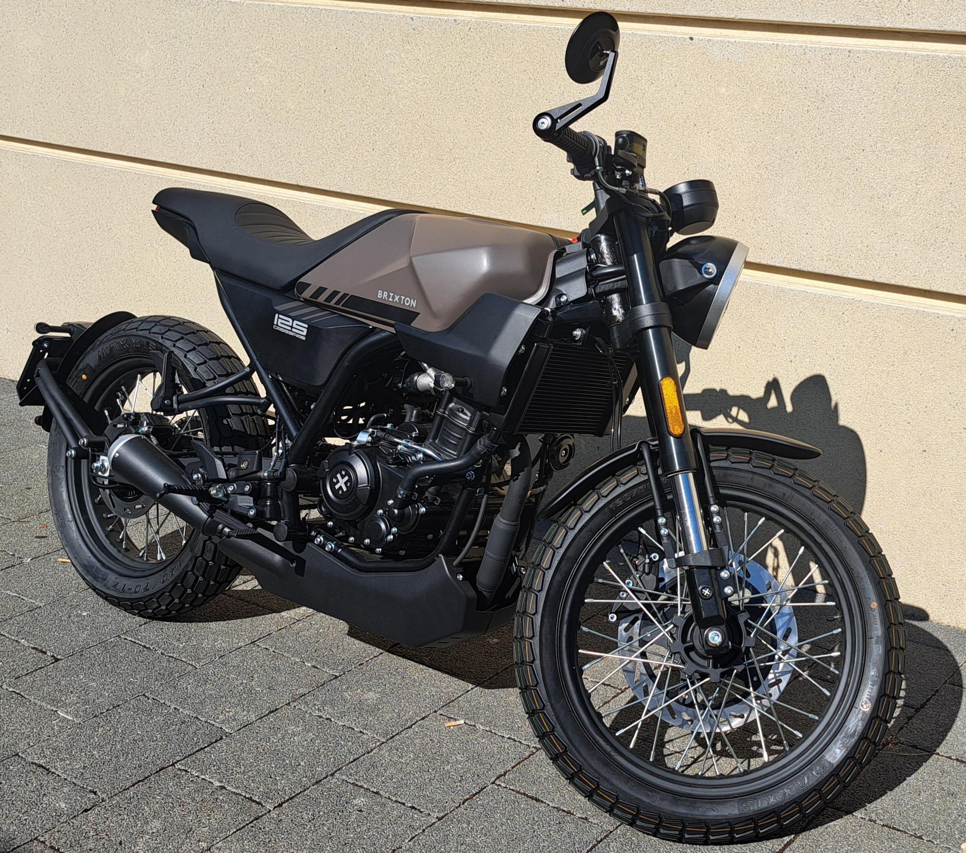 YAMAHA XSR 125 Legacy-image-5