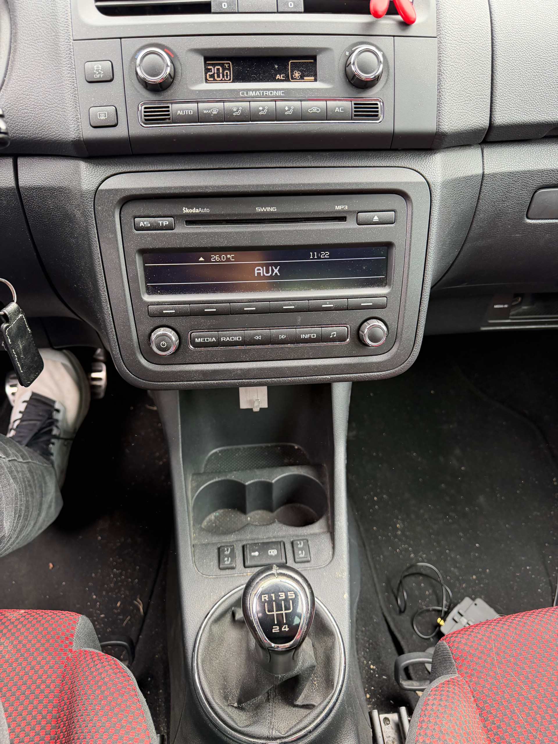 SKODA Fabia 1.6 TDI Monte Carlo-image-9