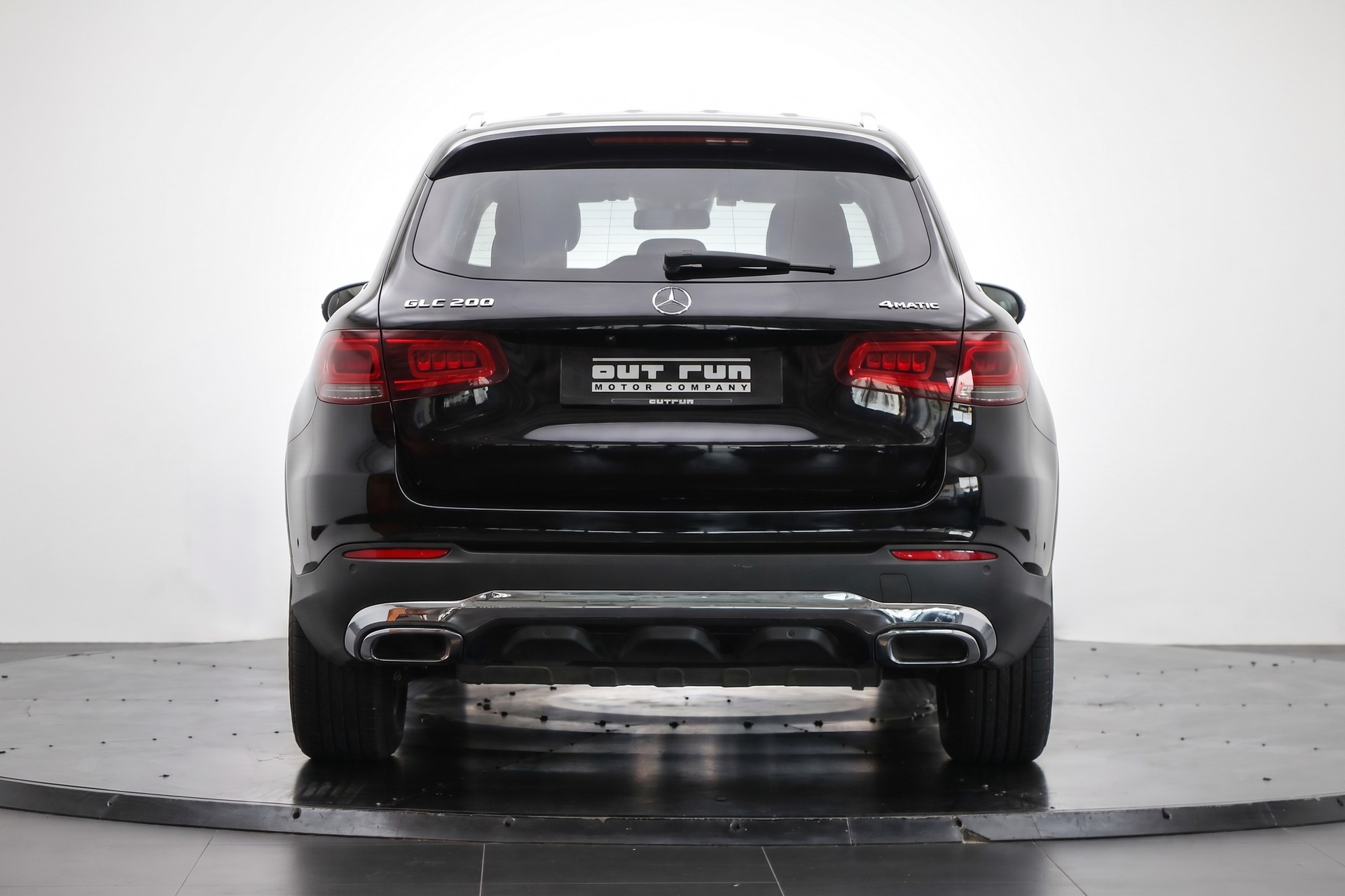 MERCEDES-BENZ GLC 200 4Matic 9G-Tronic-showroom-element-2
