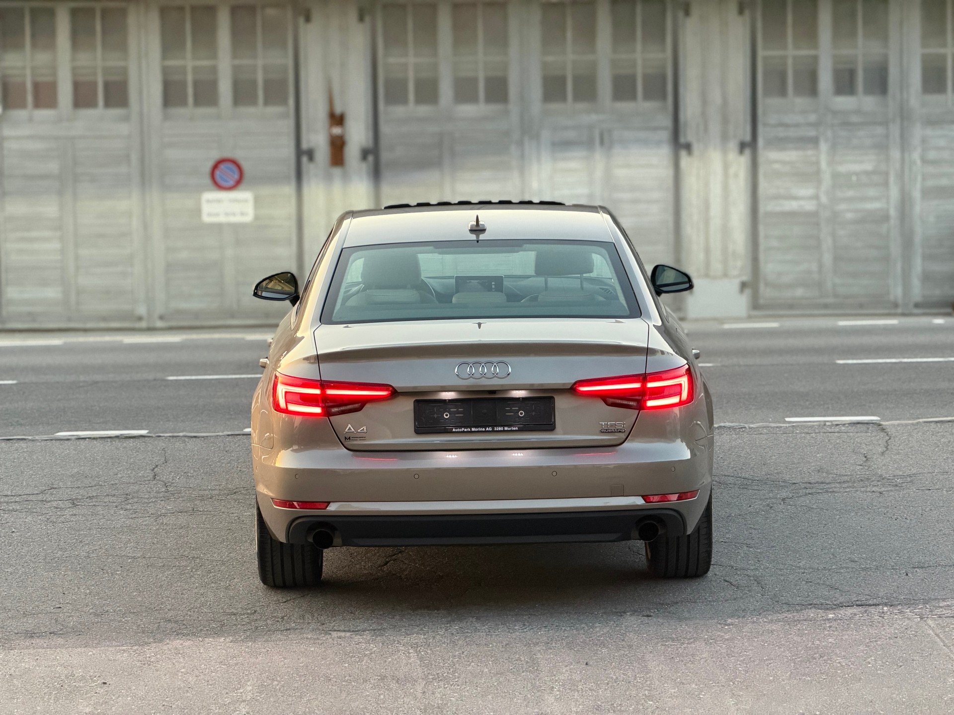AUDI A4 Limousine 2.0 TFSI quattro S-tronic-image-5