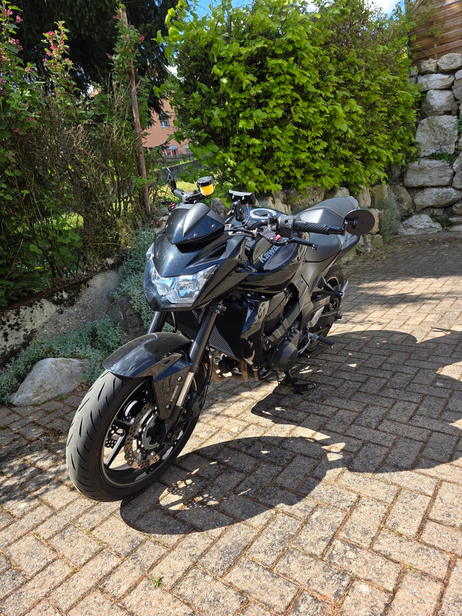 KAWASAKI Z 750 ABS-image-2