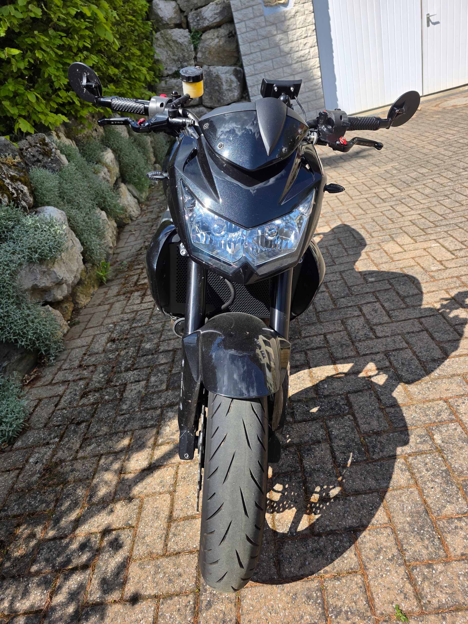 KAWASAKI Z 750 ABS-image-1