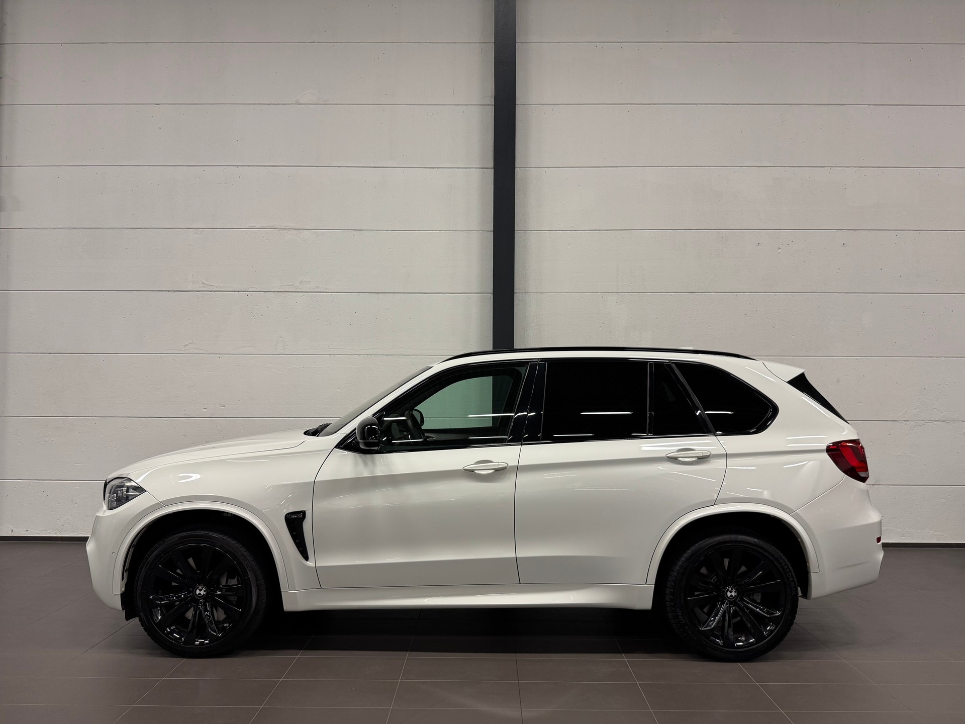 BMW X5 xDrive M50d Steptronic-image-8