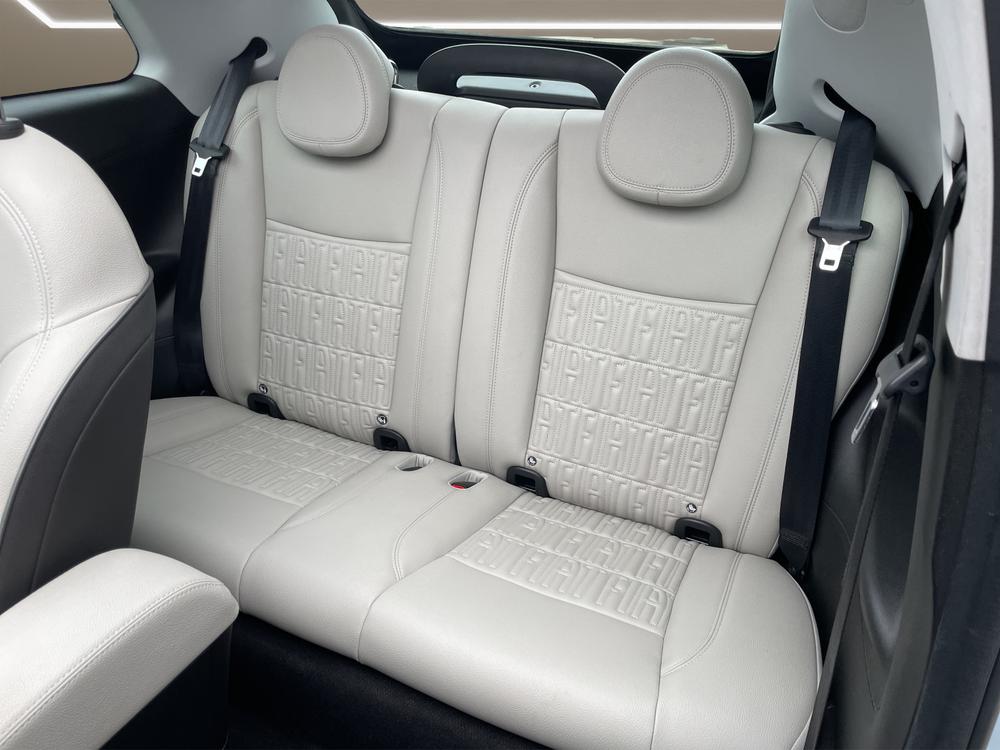 FIAT 500 Cabrio La Prima-image-13