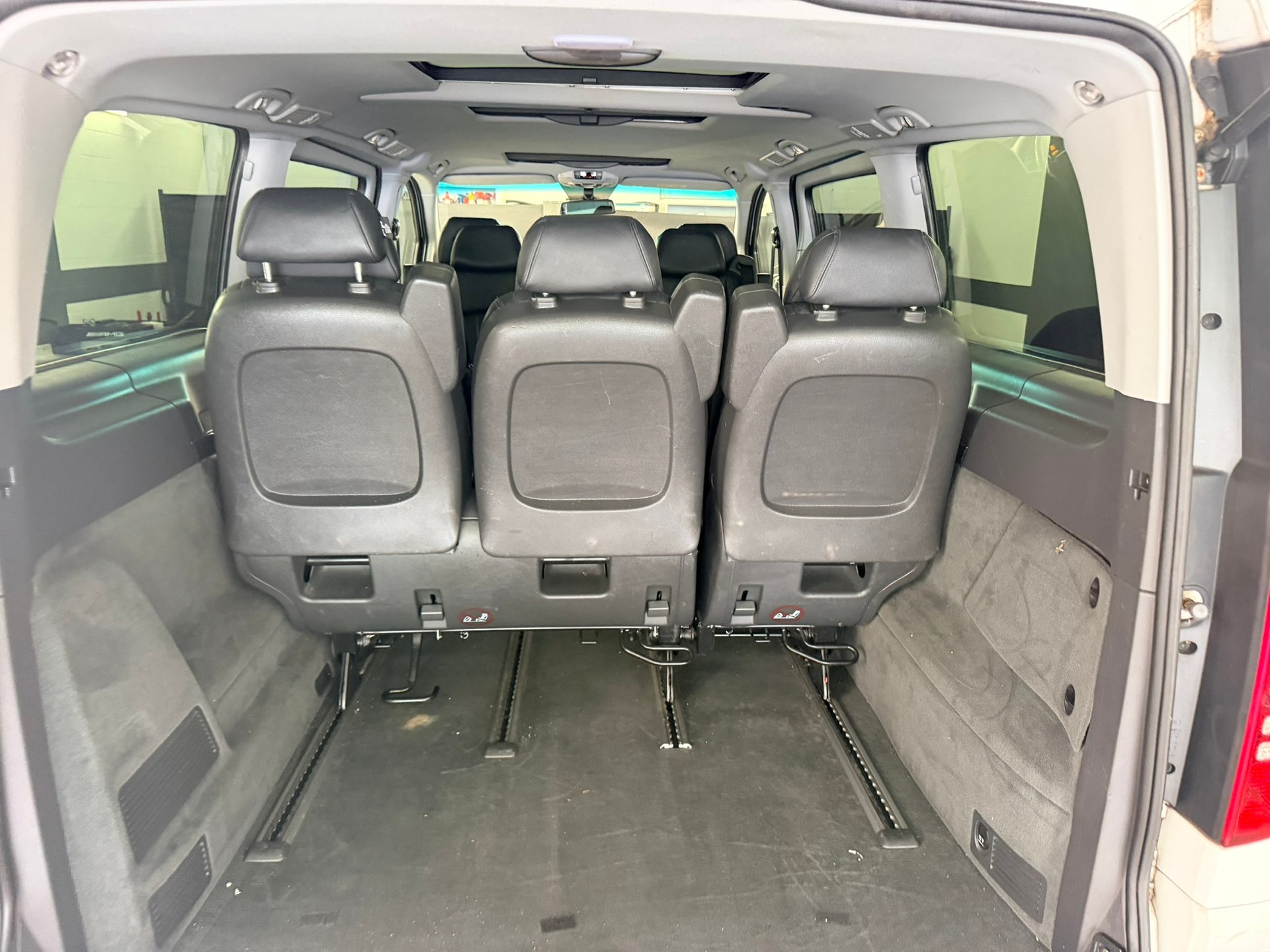 MERCEDES-BENZ Viano 2.2 CDI Blue Eff. Ambiente Ed. L 4Matic A-image-7