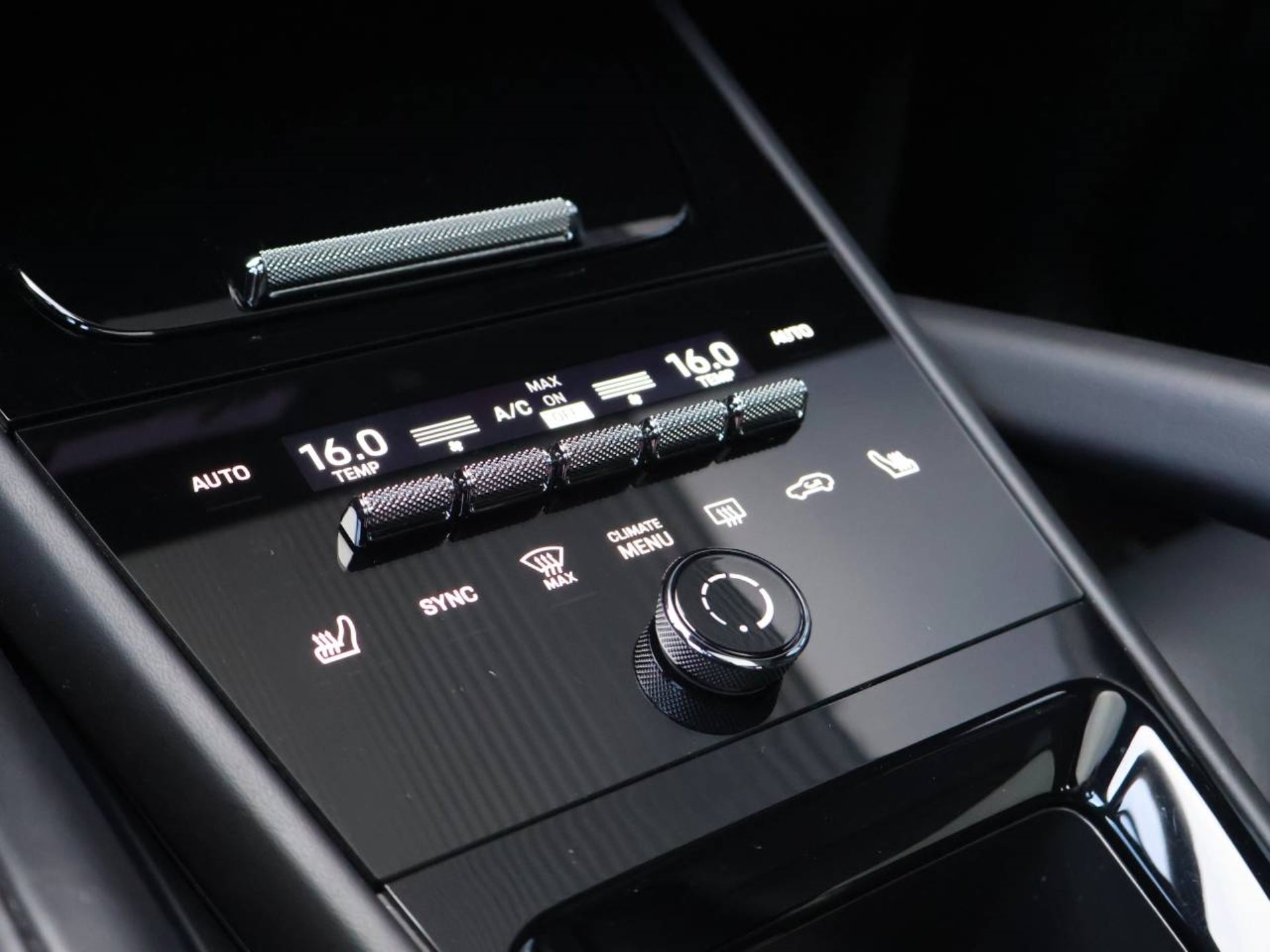 PORSCHE Cayenne S E-Hybrid Coupé-image-23