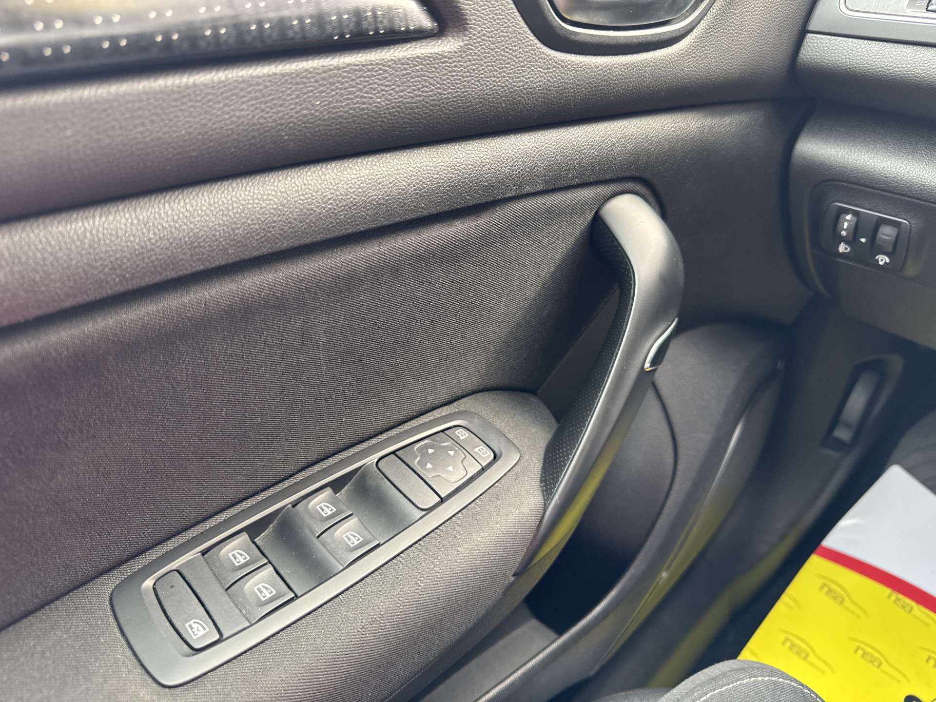 RENAULT Mégane 1.5 dCi Zen Top-Preis-image-15