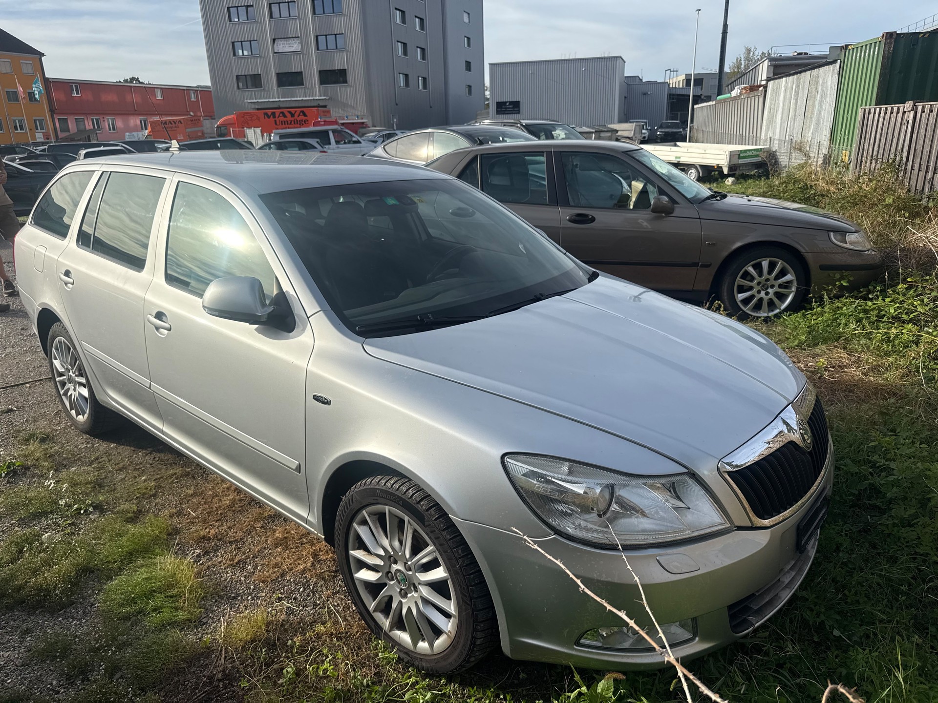 SKODA Octavia Combi 2.0 TDI Ambiente DSG