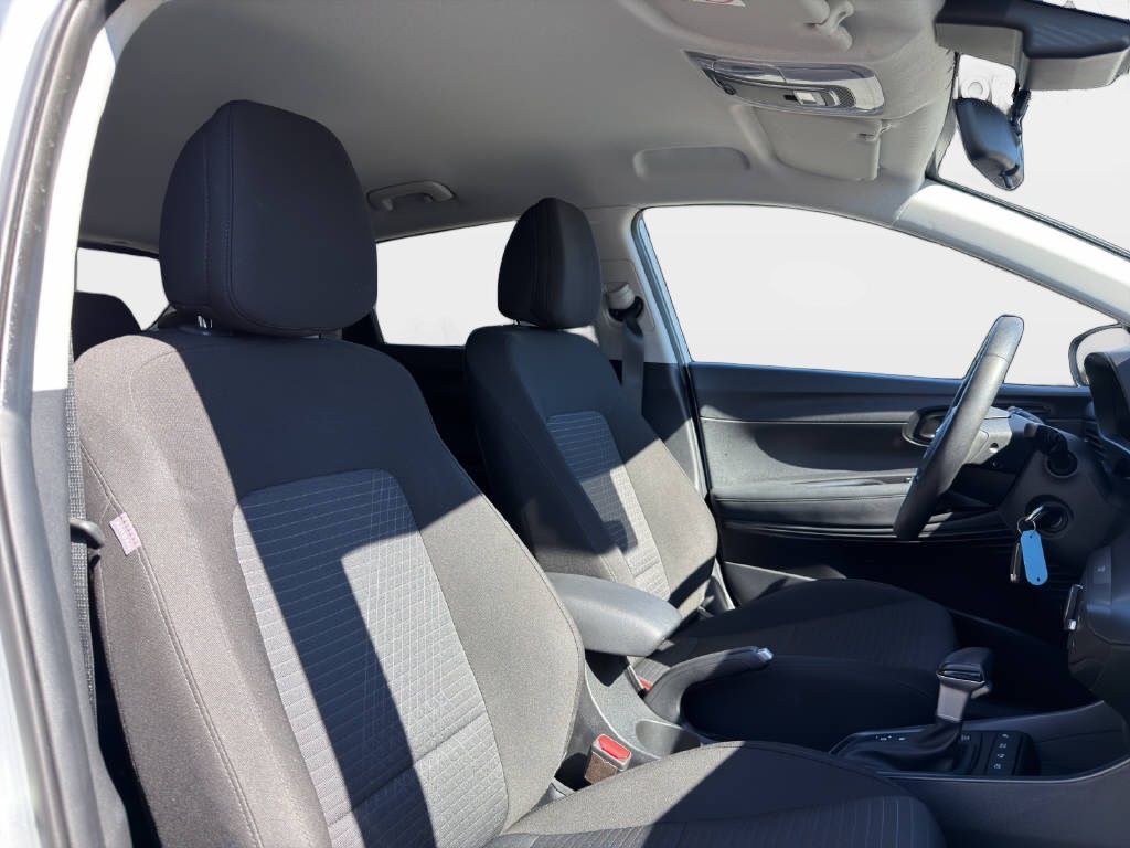 HYUNDAI i20 1.0 T-GDi Amplia 48V-image-12
