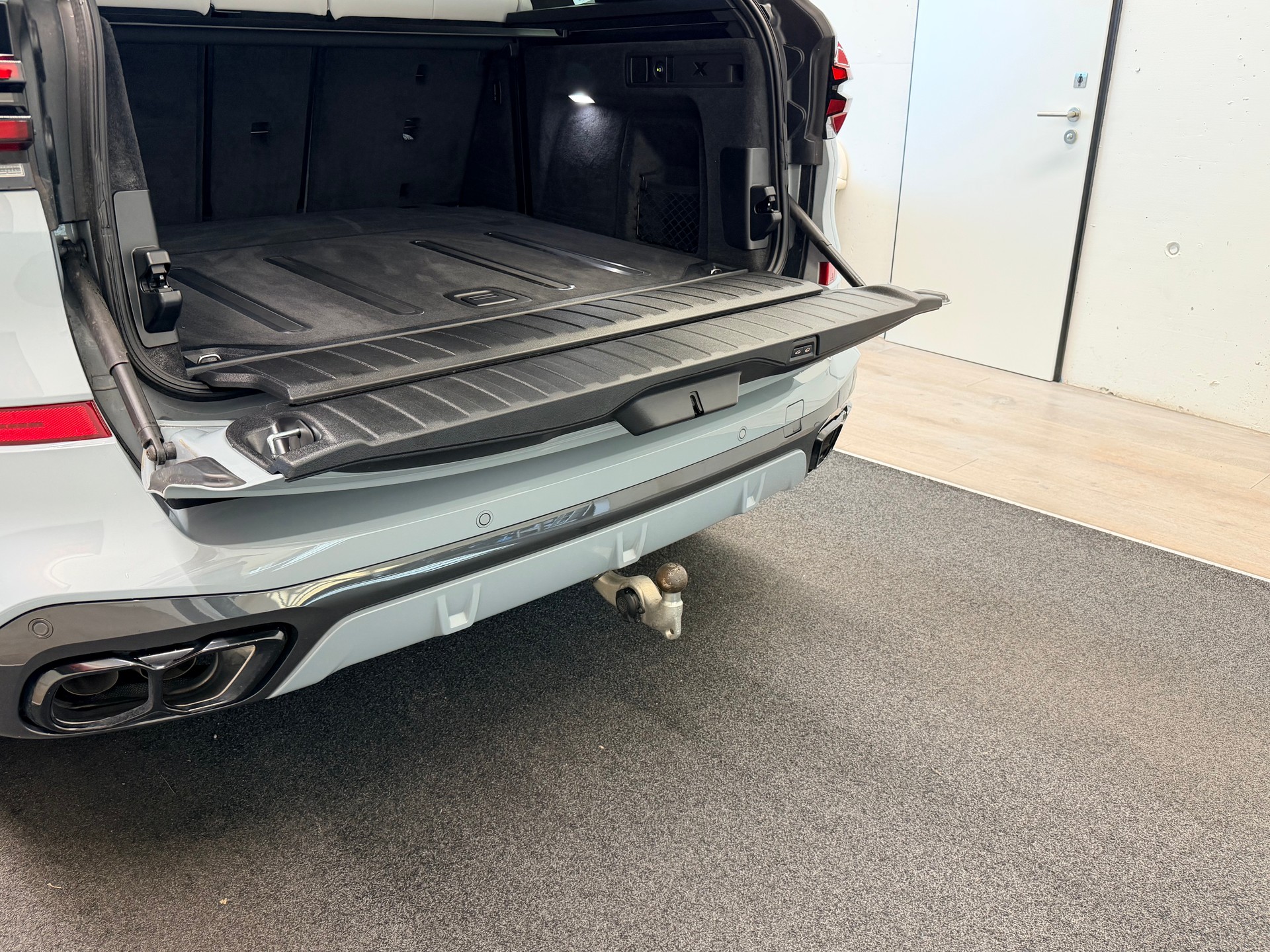 BMW X5 xDrive 48V M60i M Sport Pro Steptronic-image-10