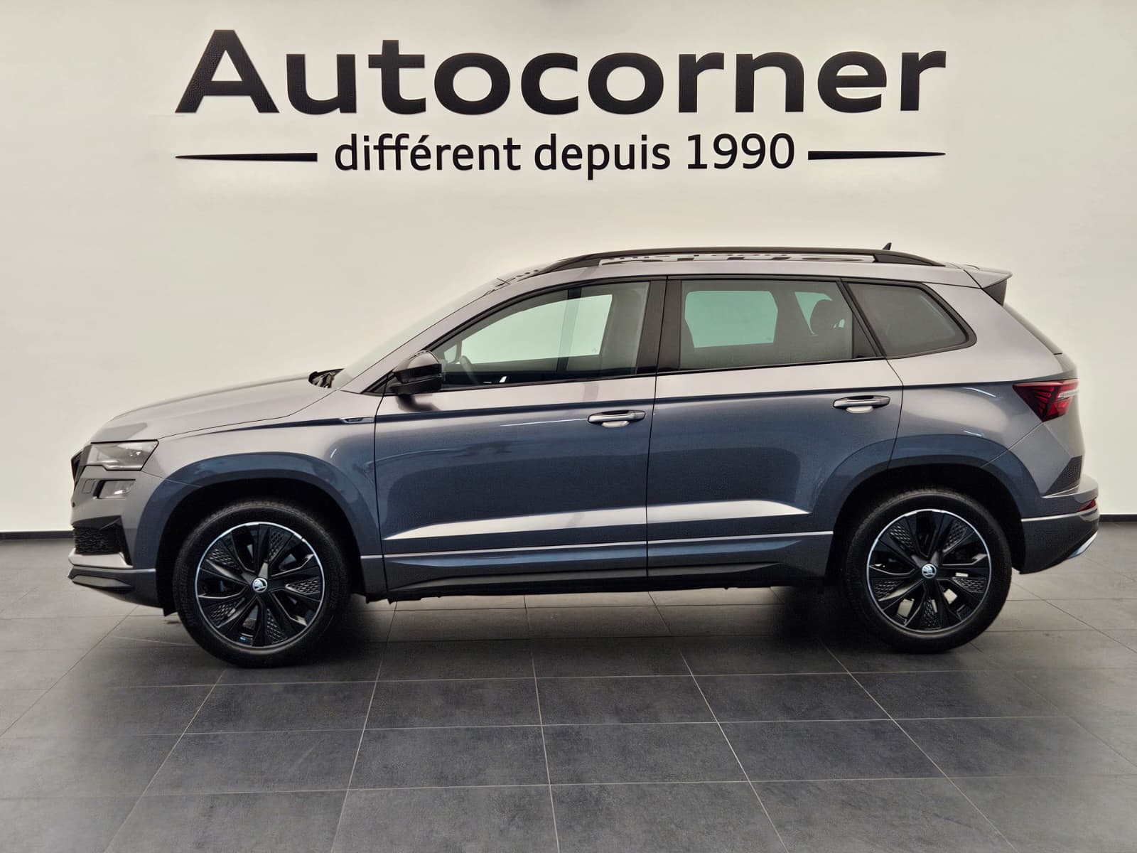 SKODA Karoq 1.5 TSI SportLine DSG-image-1