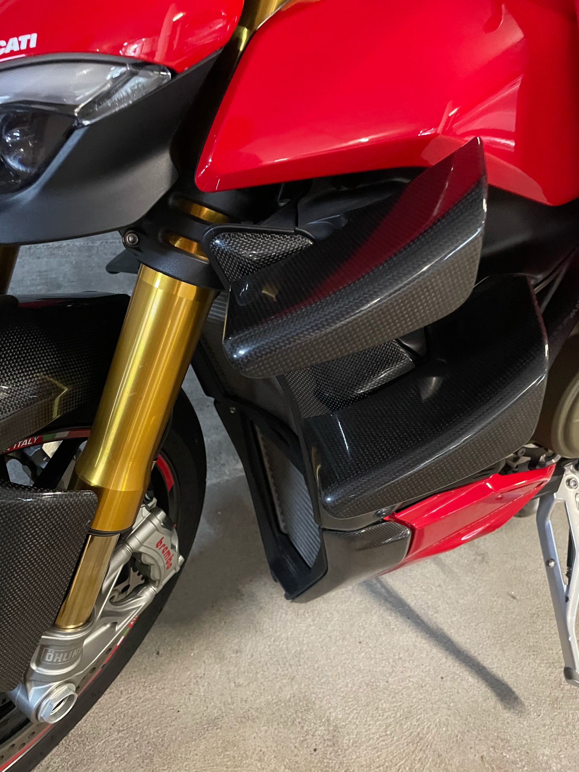 DUCATI Streetfighter V4 S-image-6