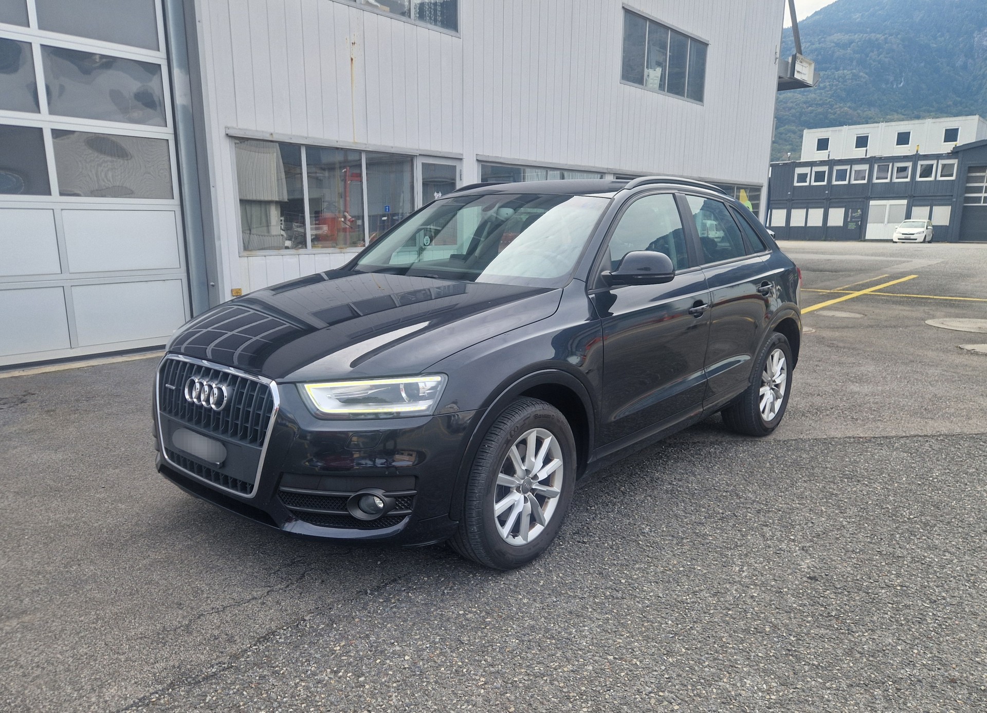 AUDI Q3 2.0 TFSI quattro S-tronic