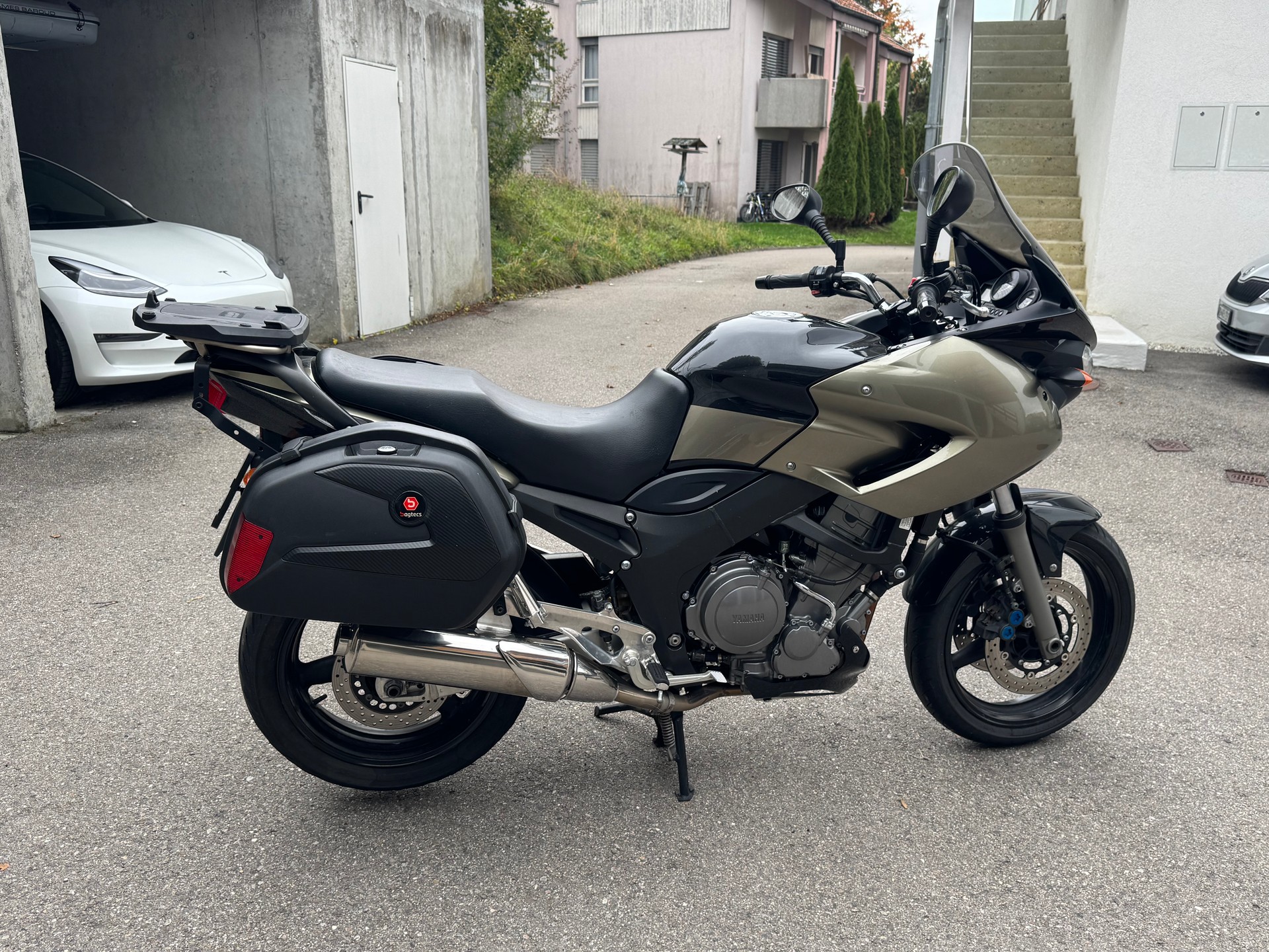 YAMAHA TDM 900 ABS I.E-image-4