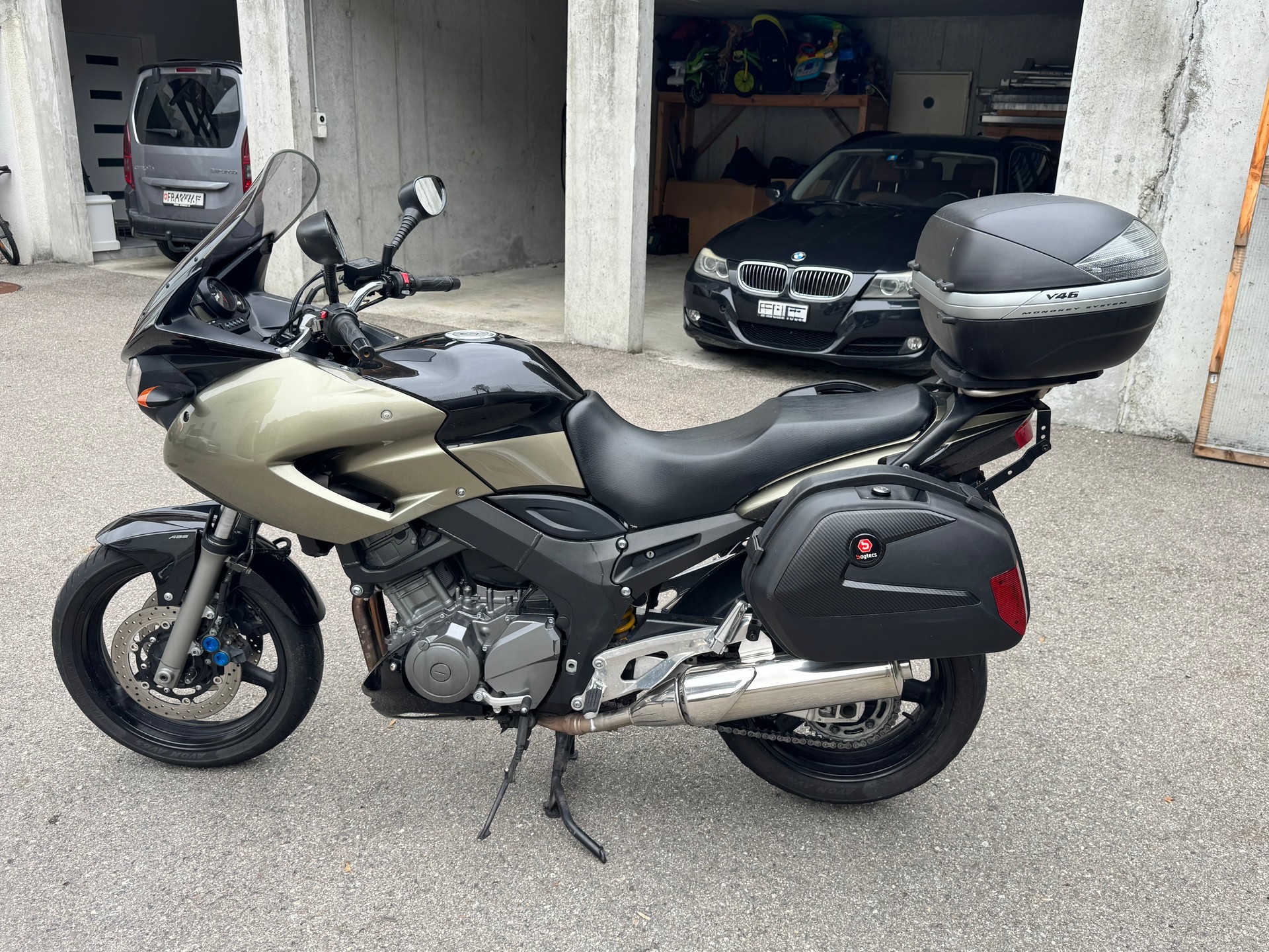 YAMAHA TDM 900 ABS I.E-image-2