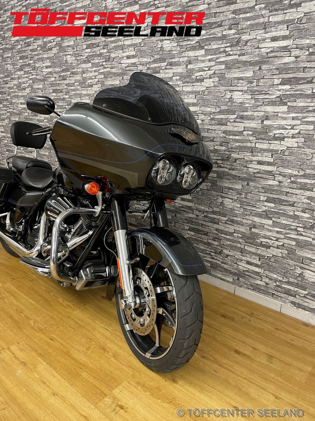 HARLEY-DAVIDSON FLTRXSE Road Glide Custom ABS Anniversary CVO-showroom-element-1