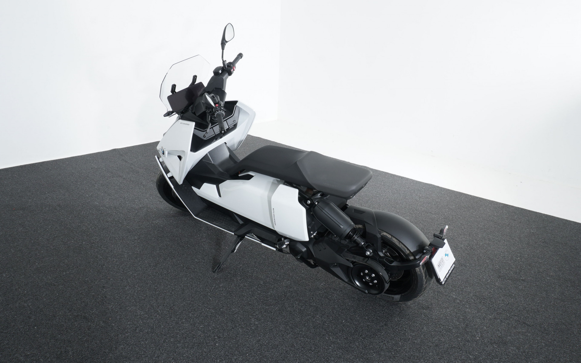 BMW CE 04-image-5