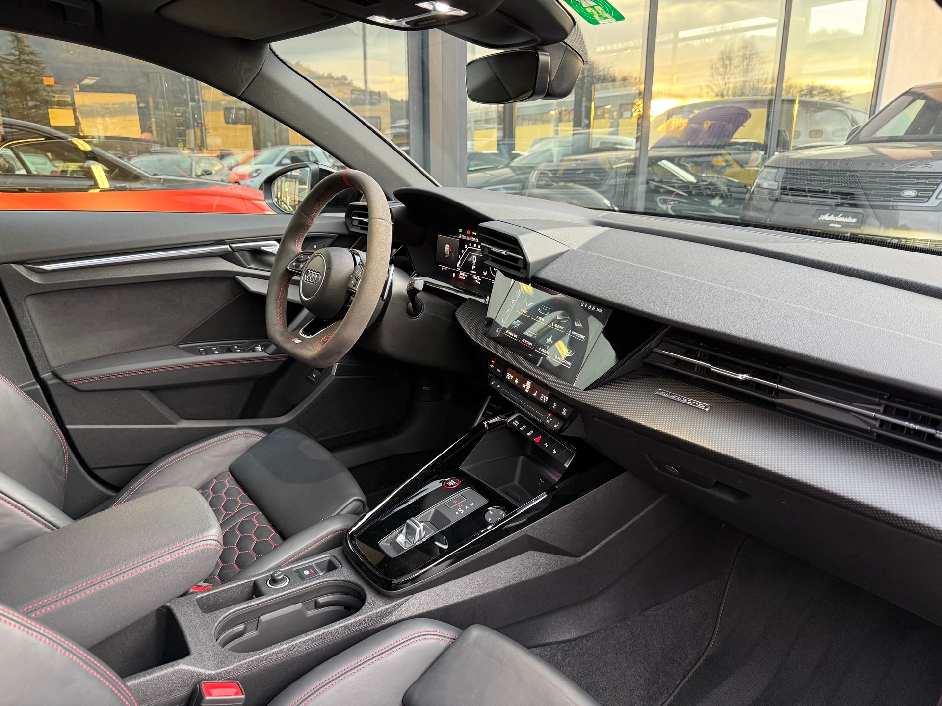 AUDI RS3 Sportback 2.5 TSI quattro-image-12