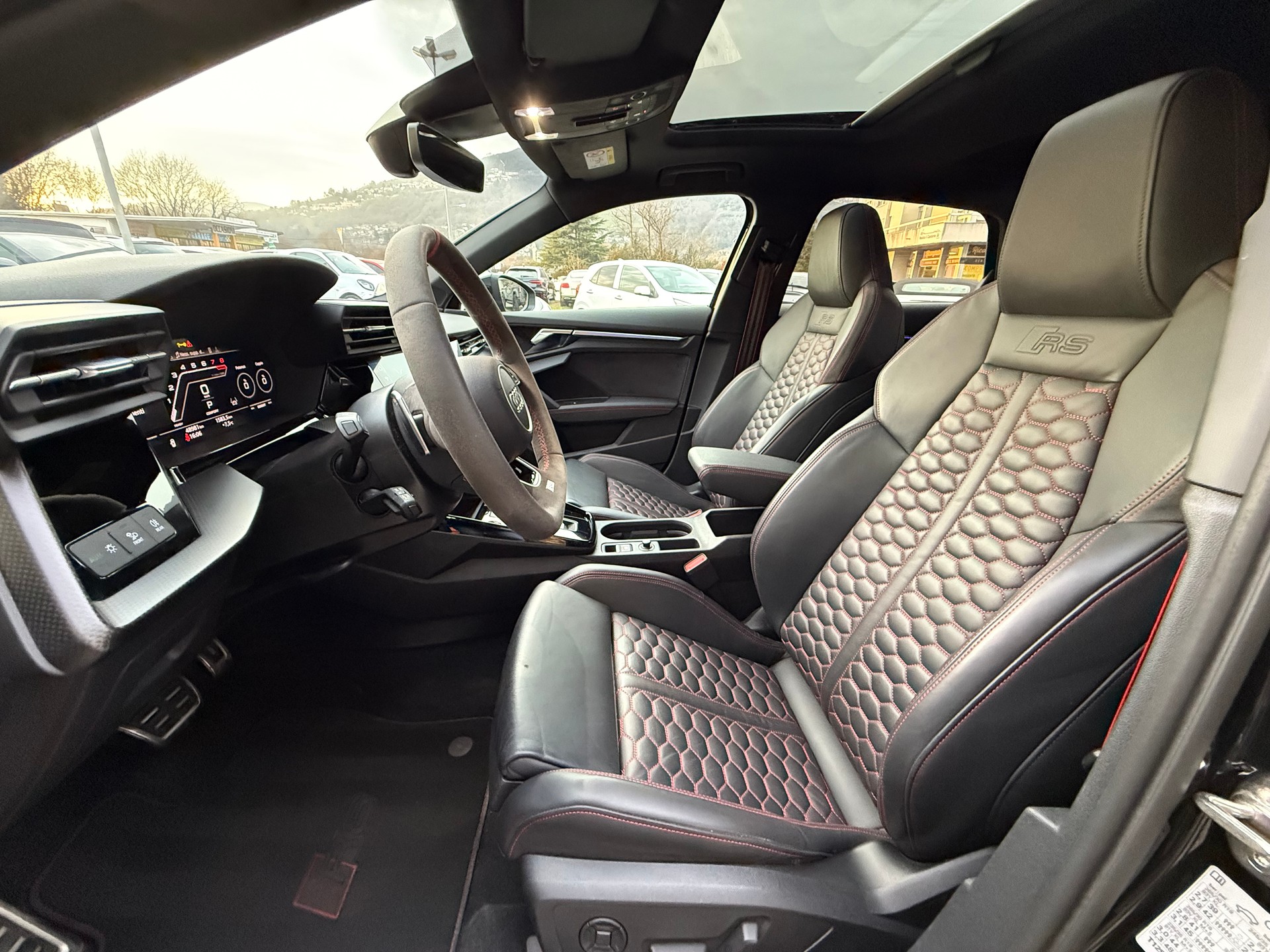 AUDI RS3 Sportback 2.5 TSI quattro-image-8