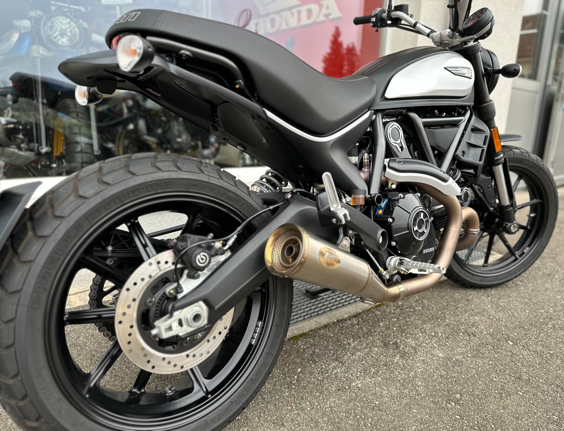 DUCATI Scrambler 803 Icon Dark-image-7