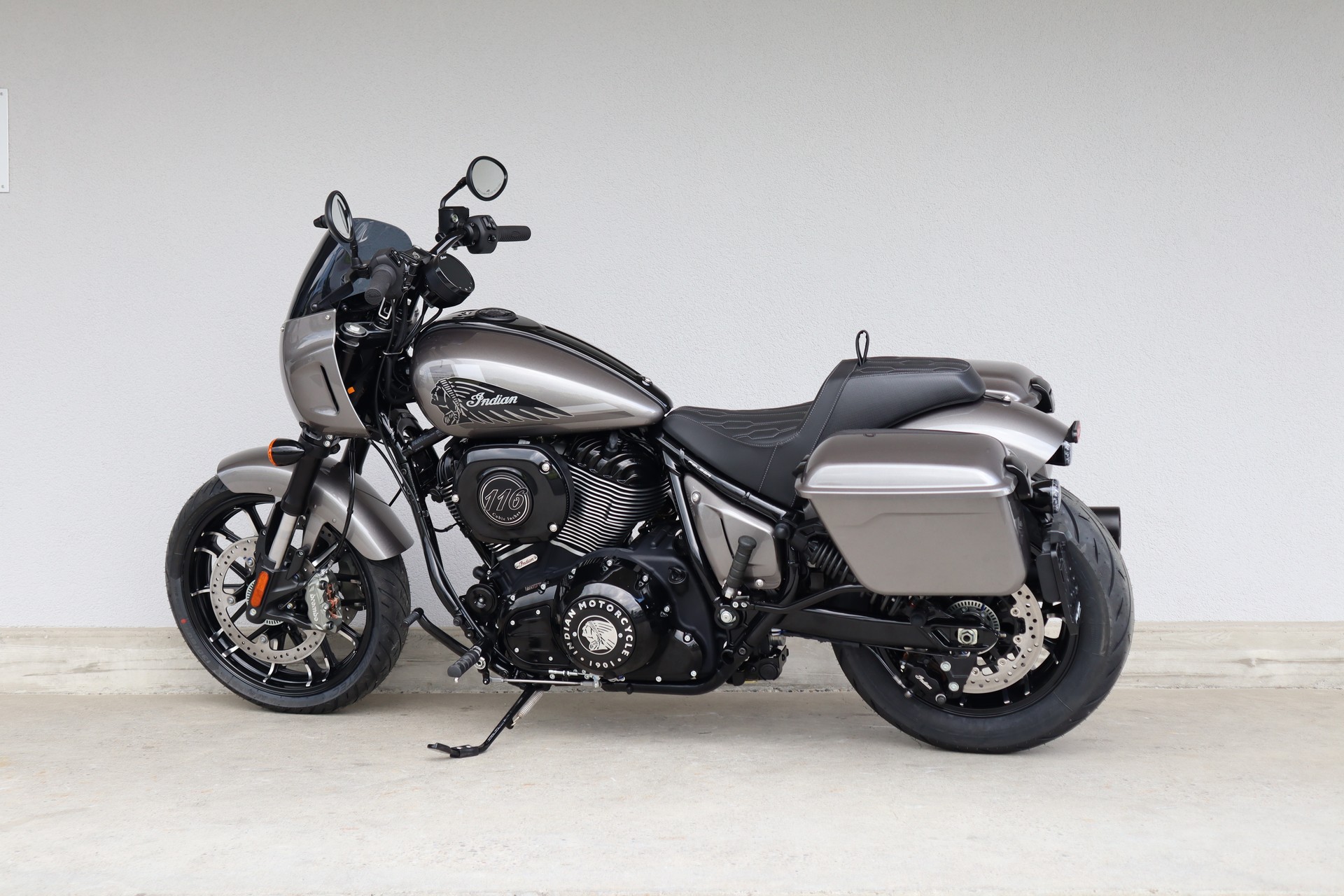 INDIAN Sport Chief RT-image-5