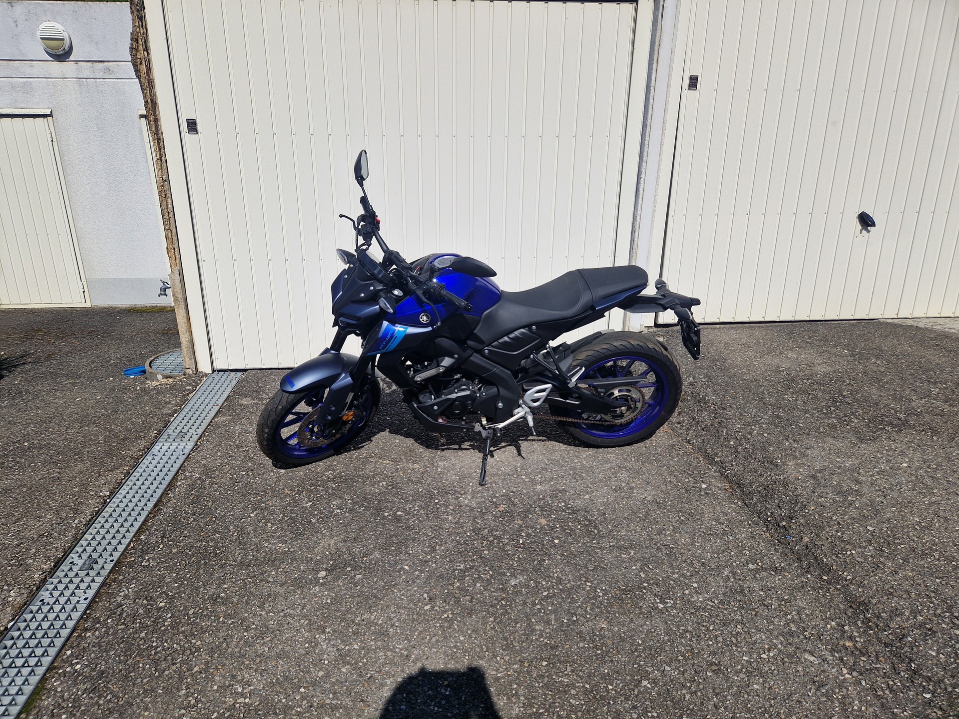 YAMAHA MT-125 ABS-image-1