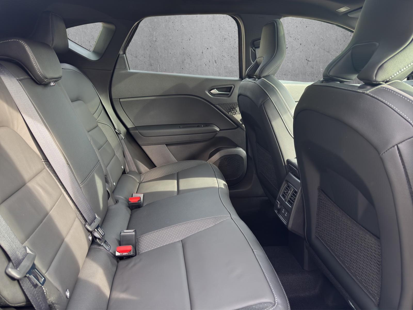 MITSUBISHI ASX 1.6 HEV Instyle-image-13