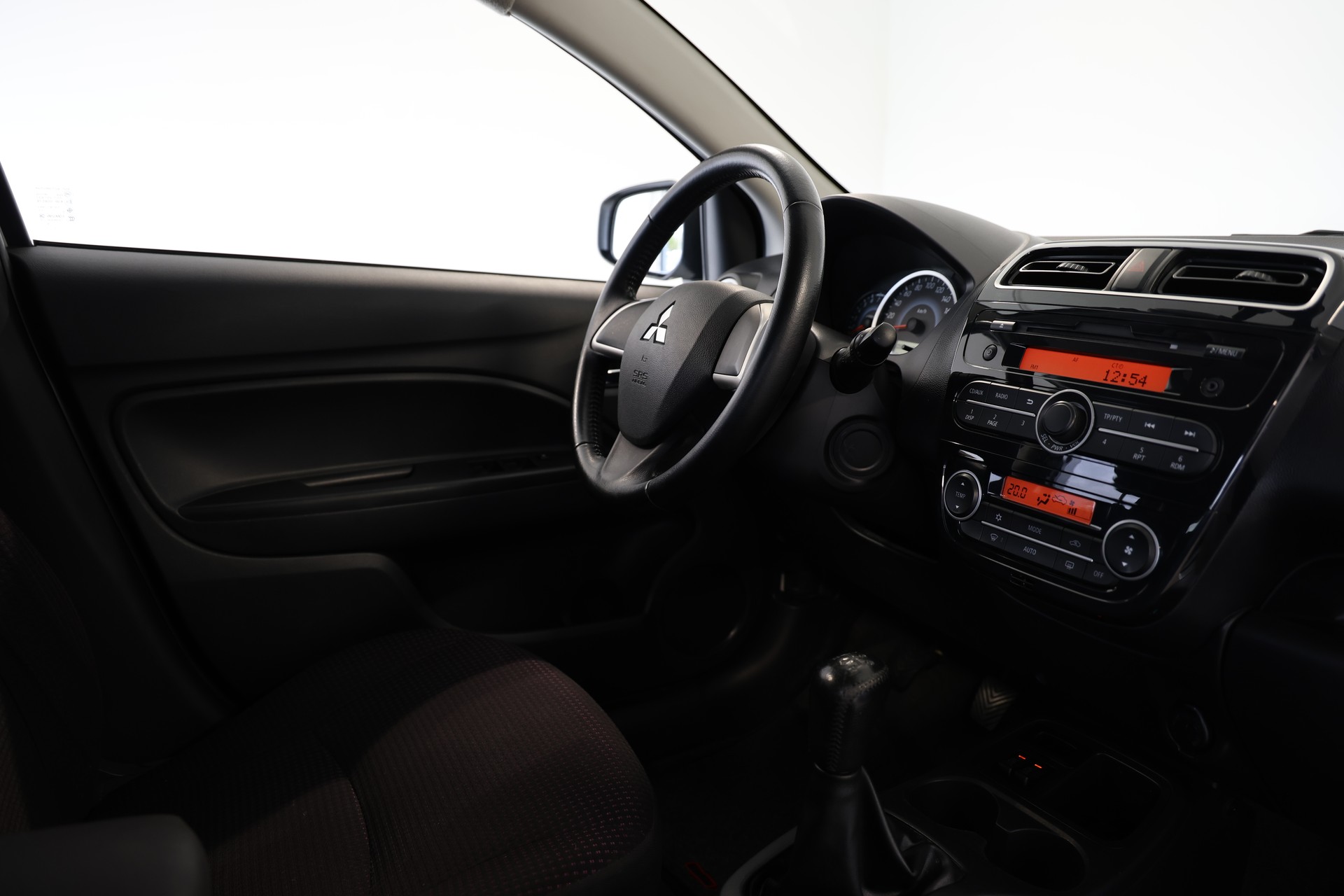 MITSUBISHI Space Star 1.2 Black&White-image-12