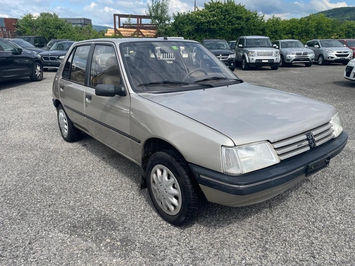 PEUGEOT 205 1.9 Automatic-image-5