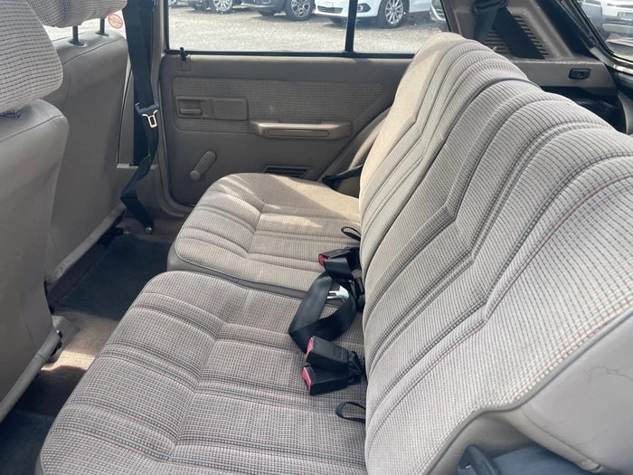PEUGEOT 205 1.9 Automatic-image-10