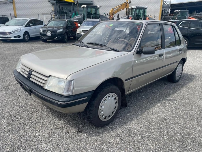 PEUGEOT 205 1.9 Automatic-image-1