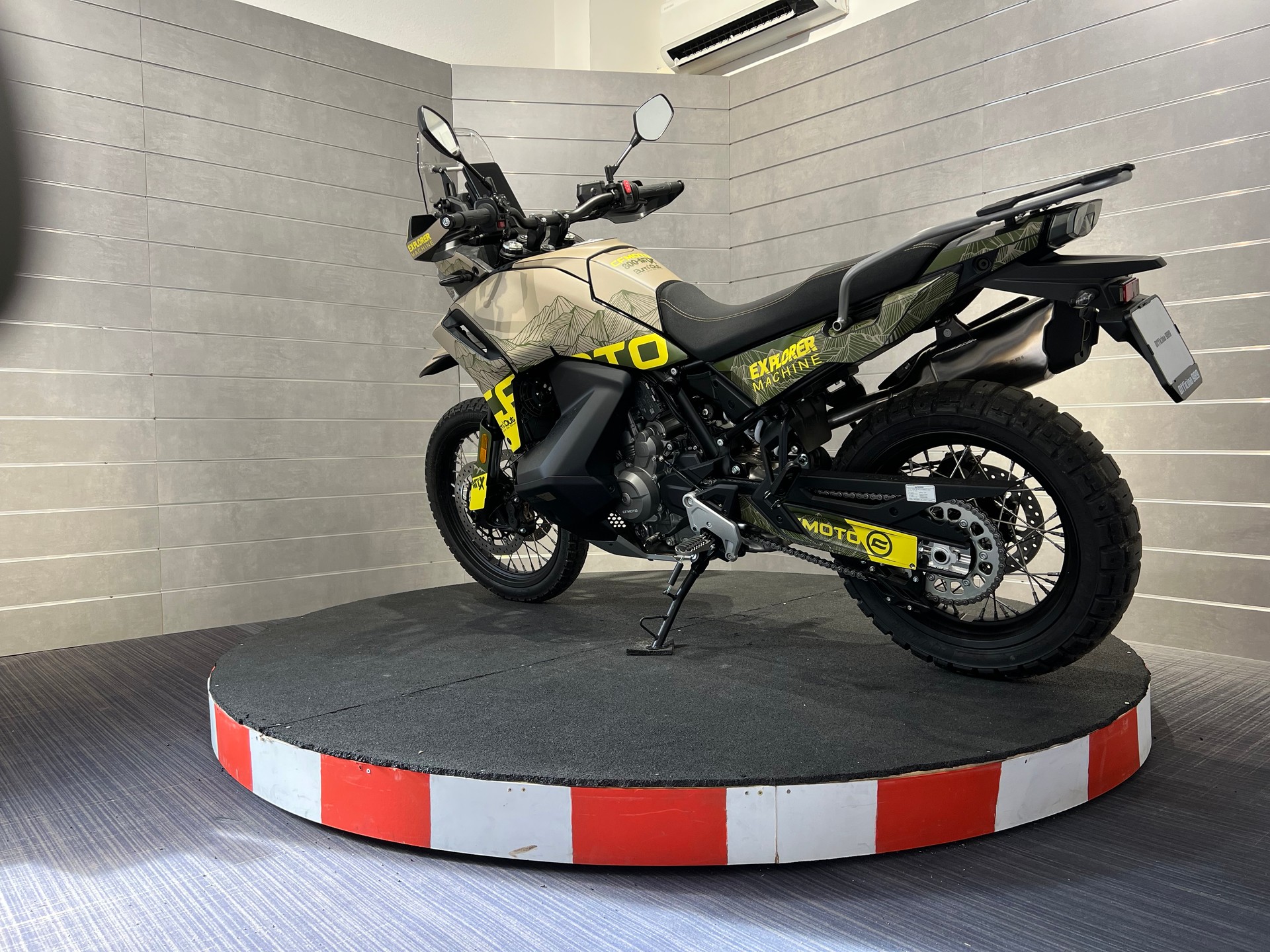CF MOTO 800 MT-X-image-2