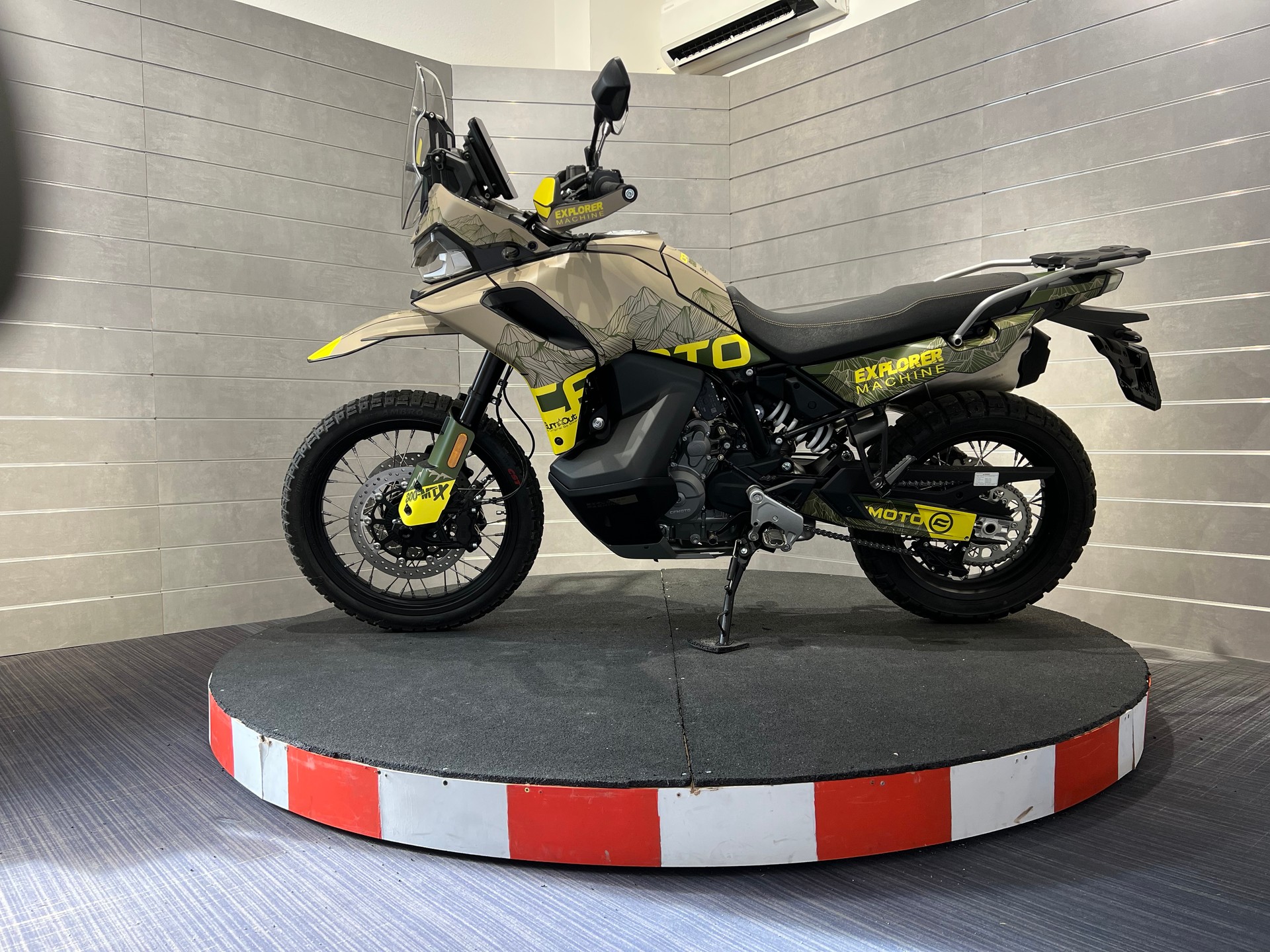 CF MOTO 800 MT-X-image-1