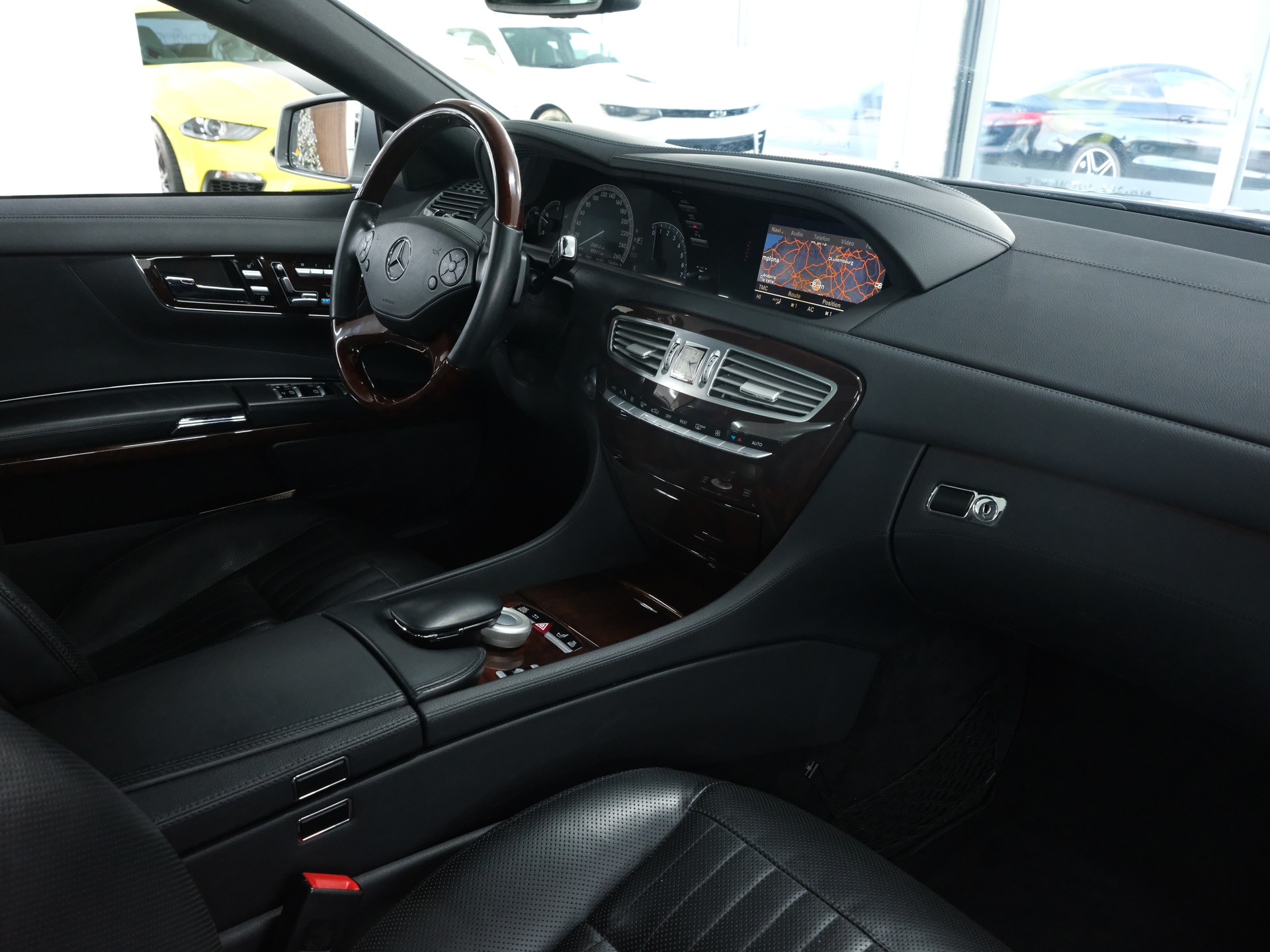 MERCEDES-BENZ CL 500 7G-Tronic-image-14