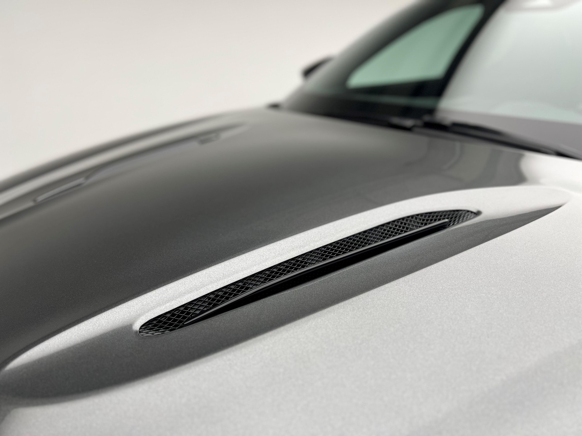 ASTON MARTIN New MY25 DBX 707 4.0 V8 Bi-Turbo-image-18