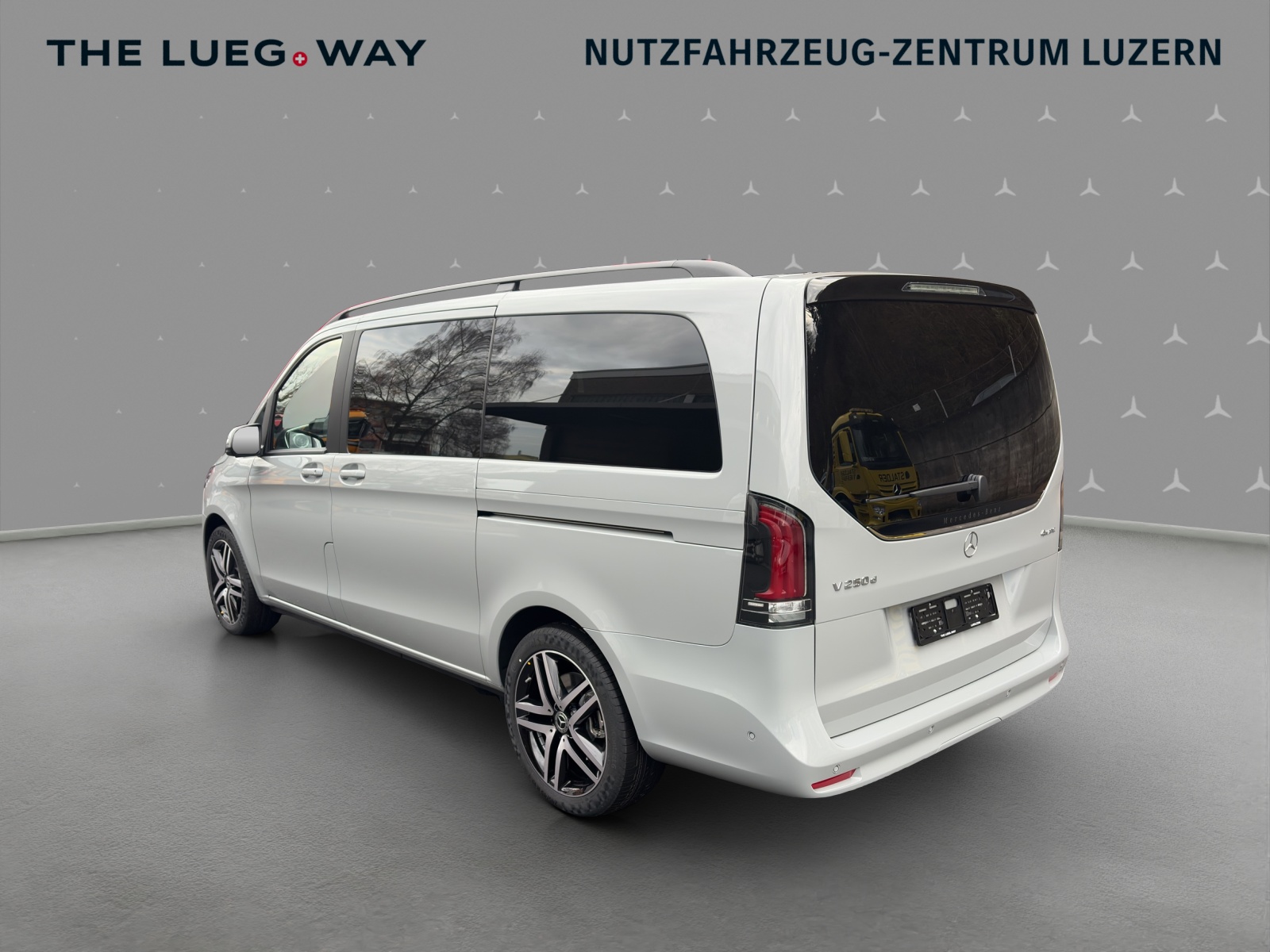 MERCEDES-BENZ V 250 d lang TREND 9G-Tronic 4M-image-2