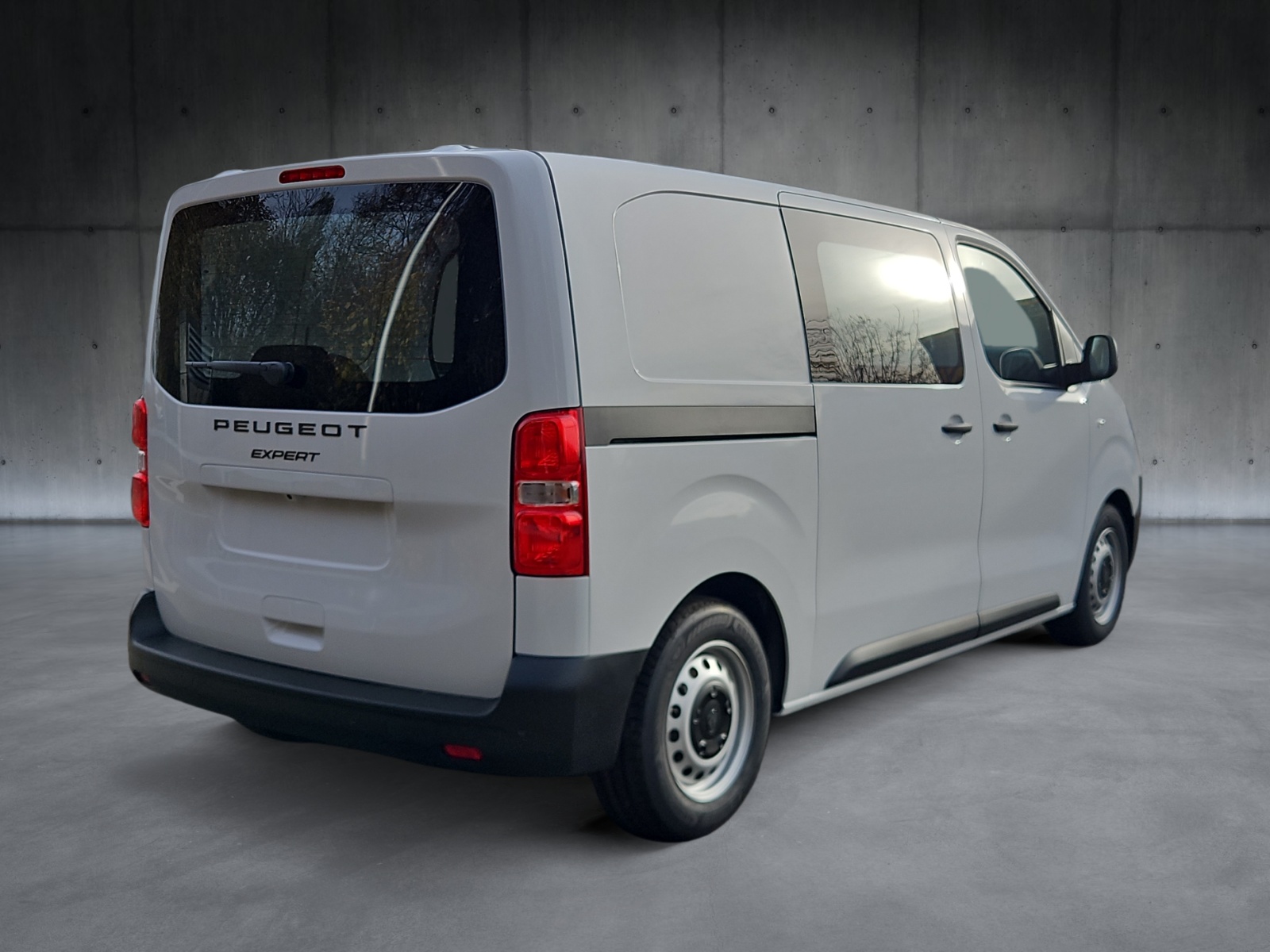 PEUGEOT Expert 1.5 BlueHDi 120 S&S Vertiefte Kabine Standard-showroom-element-3