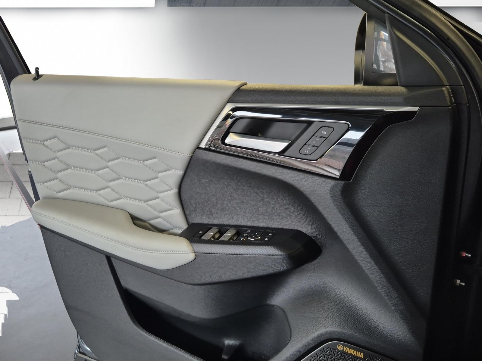 MITSUBISHI Outlander 2.4 PHEV Instyle 4x4-image-8