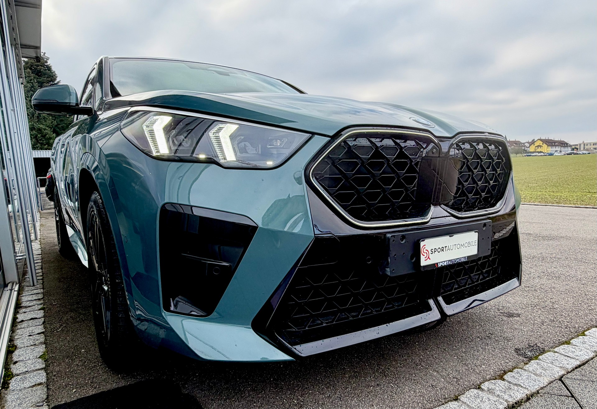 BMW X2 xDrive 20d 48V M Sport Pro-image-4