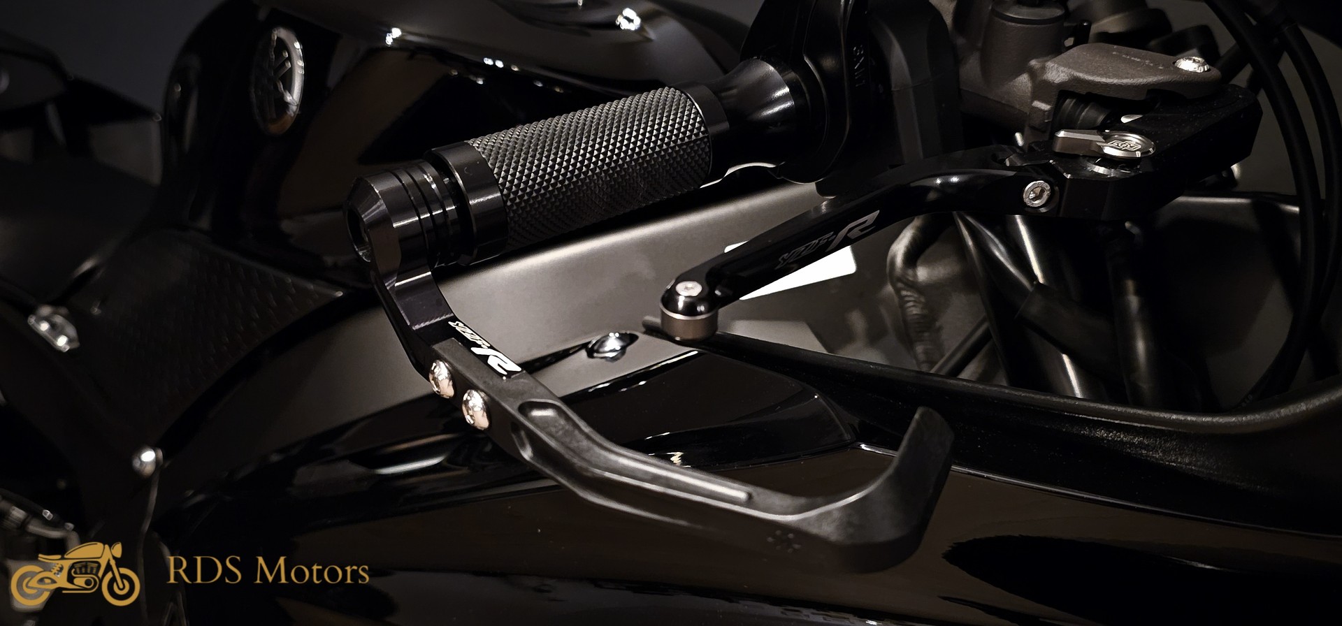 YAMAHA YZF-R6-image-12
