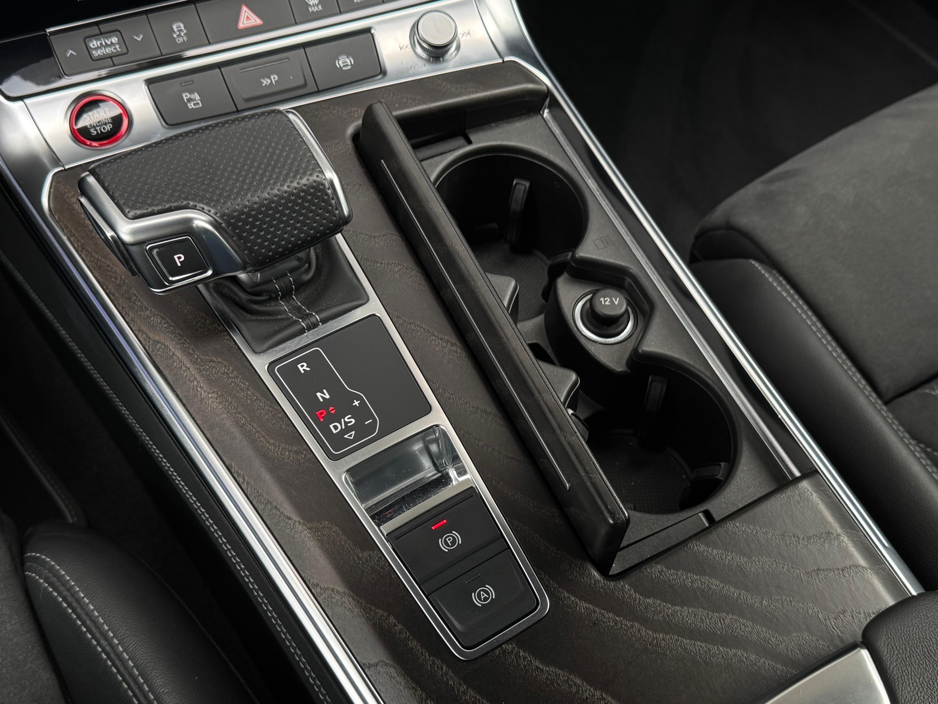 AUDI S6 Avant 3.0 TDI quattro tiptronic-image-15