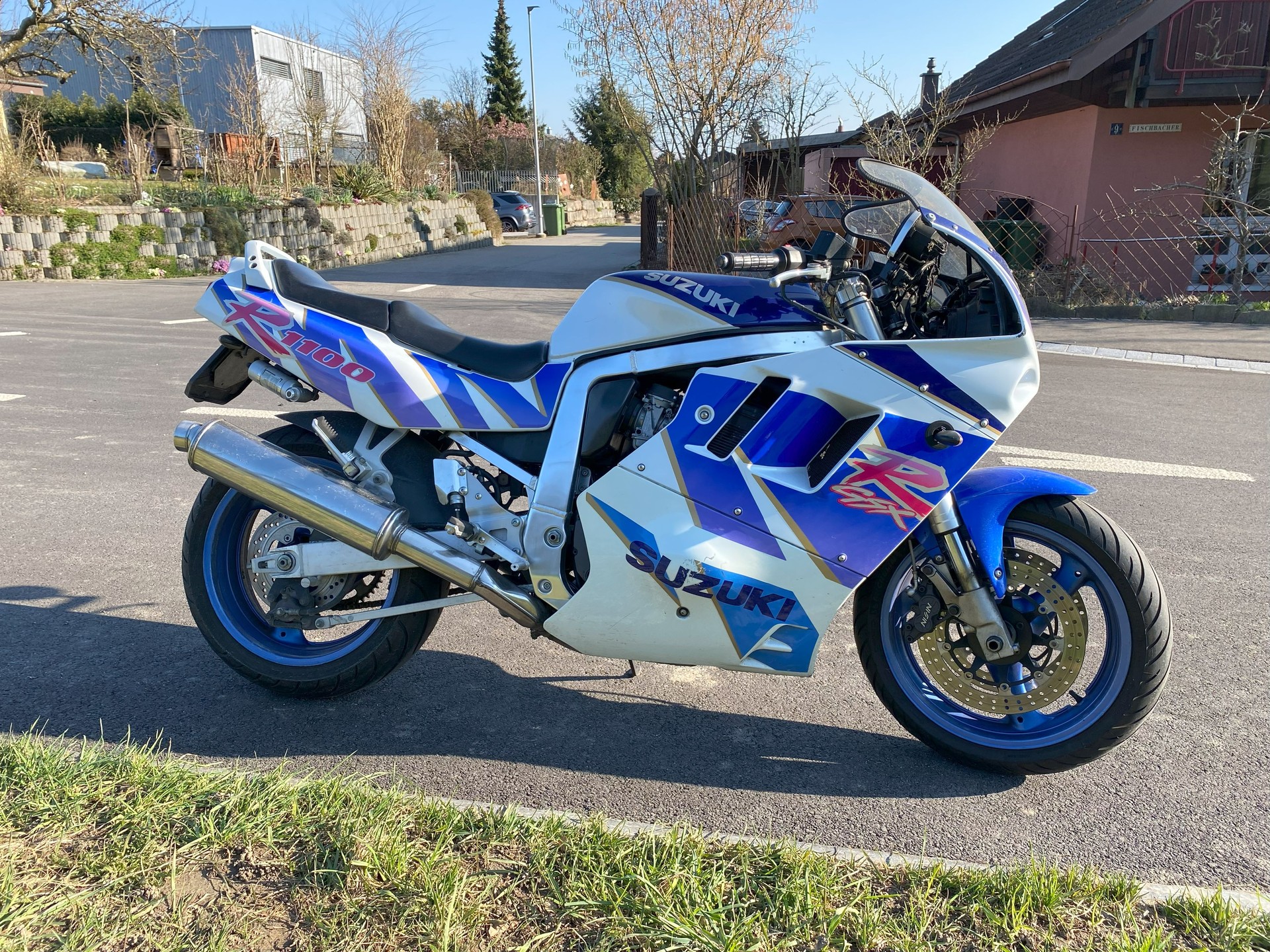 SUZUKI GSX-R 1100 M-image-3