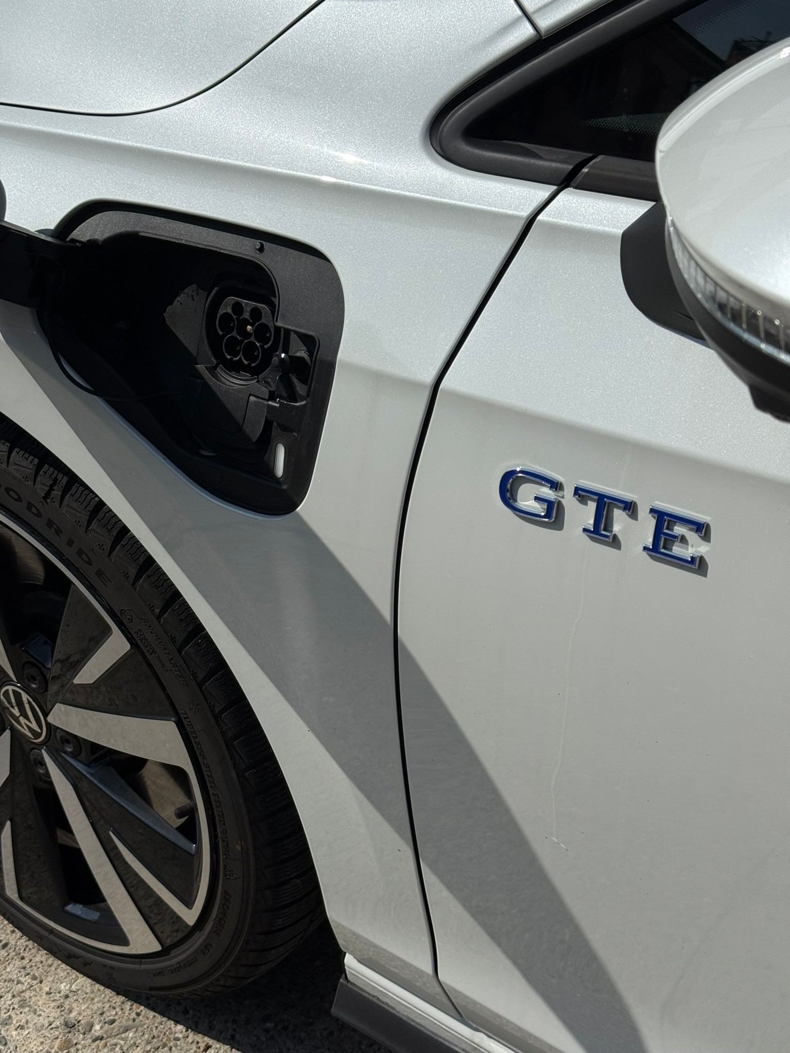 VW Golf 1.5 TSI PHEV GTE-image-6