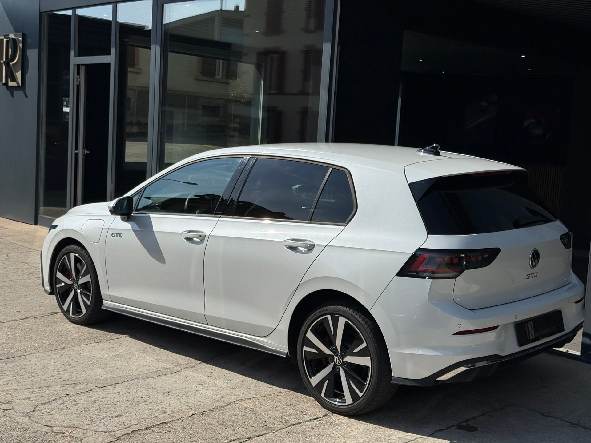 VW Golf 1.5 TSI PHEV GTE-image-9