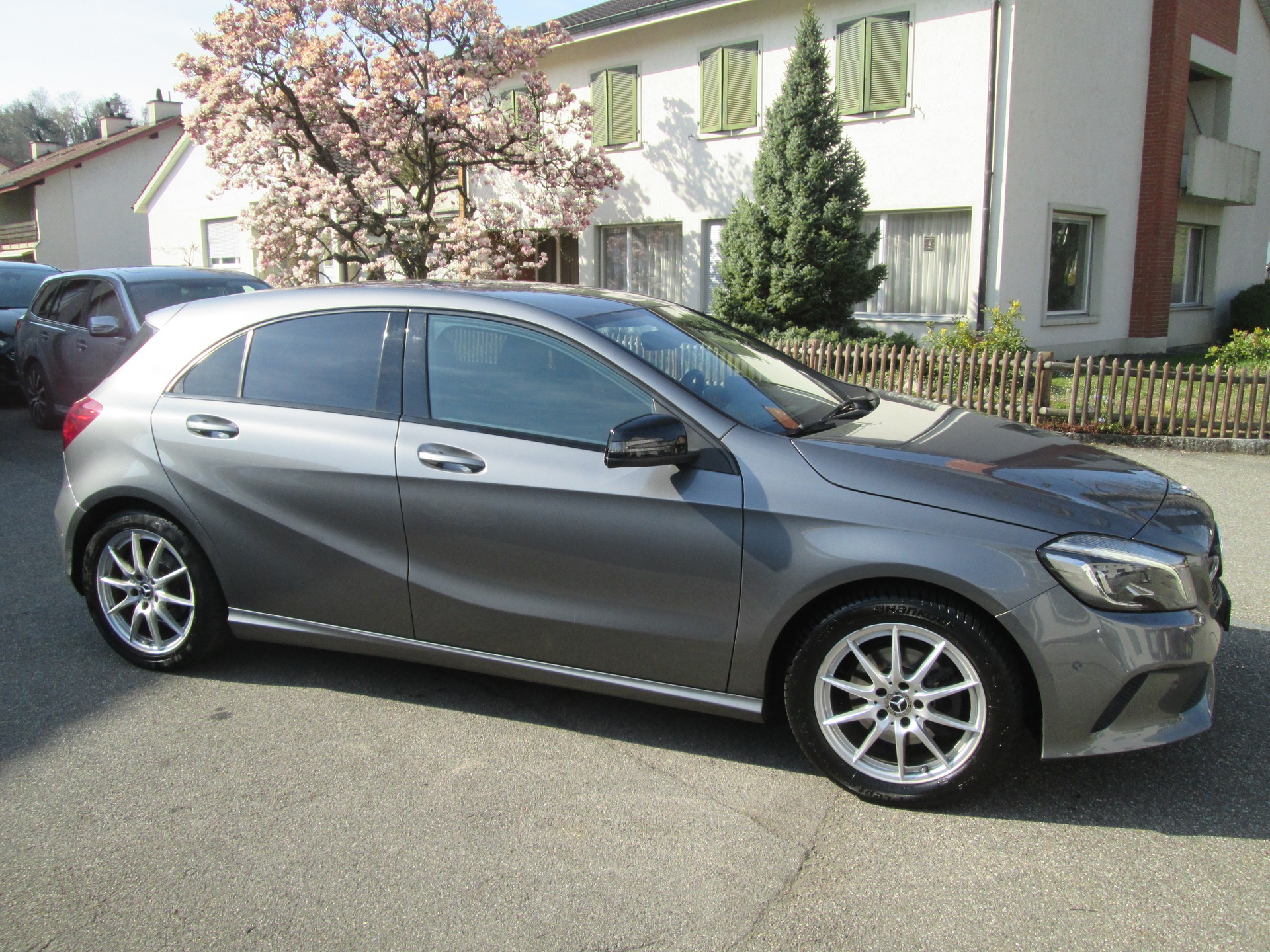 MERCEDES-BENZ A 200 Night Star 7G-DCT-image-5