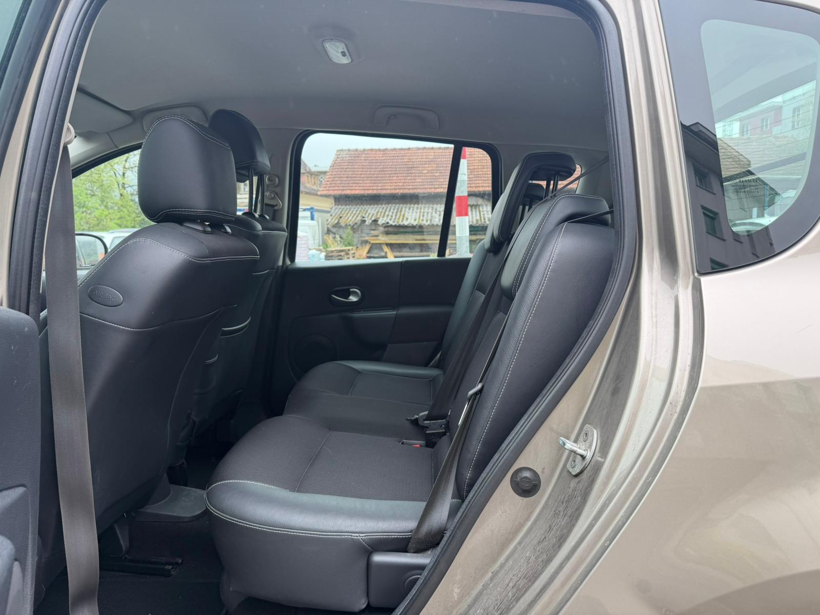 RENAULT Modus 1.2 16V T Dynamique-image-7