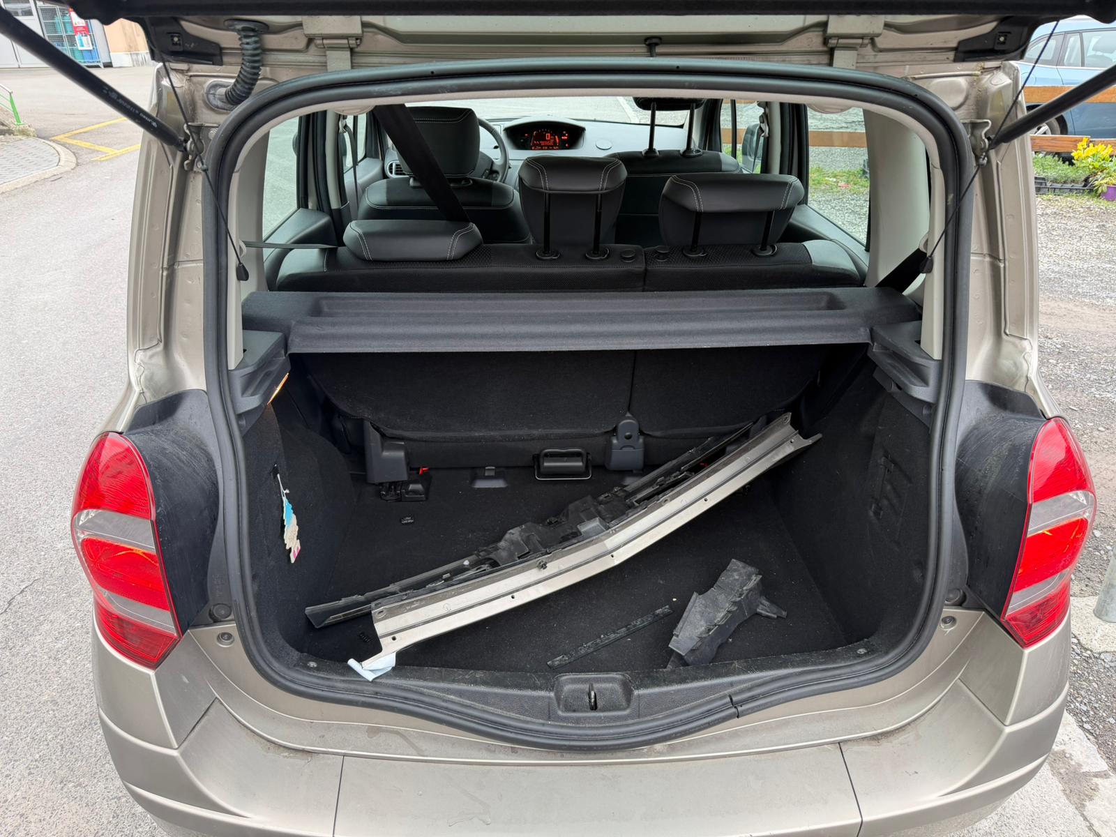 RENAULT Modus 1.2 16V T Dynamique-image-6