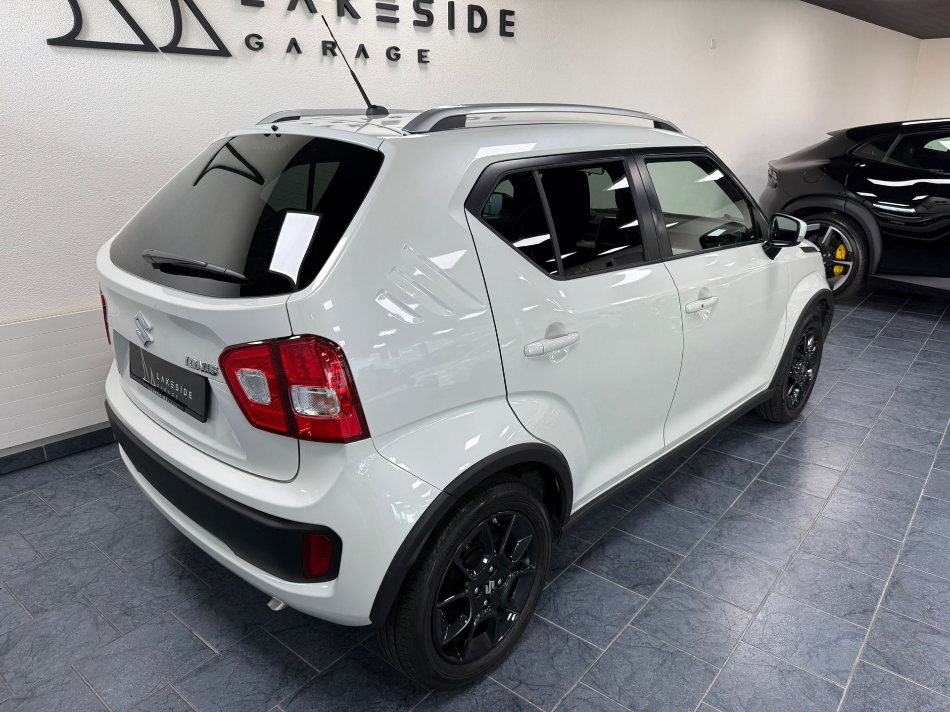SUZUKI Ignis 1.2i Compact Top AGS-showroom-element-3